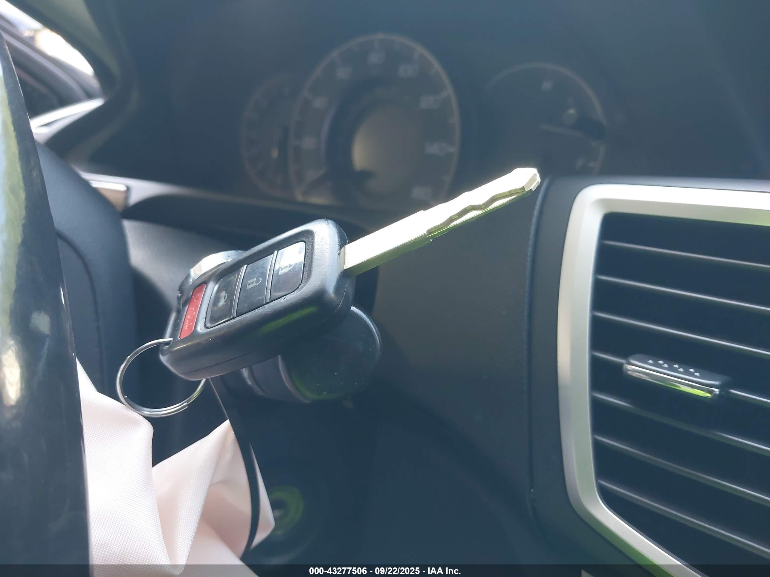 HONDA ACCORD image 11