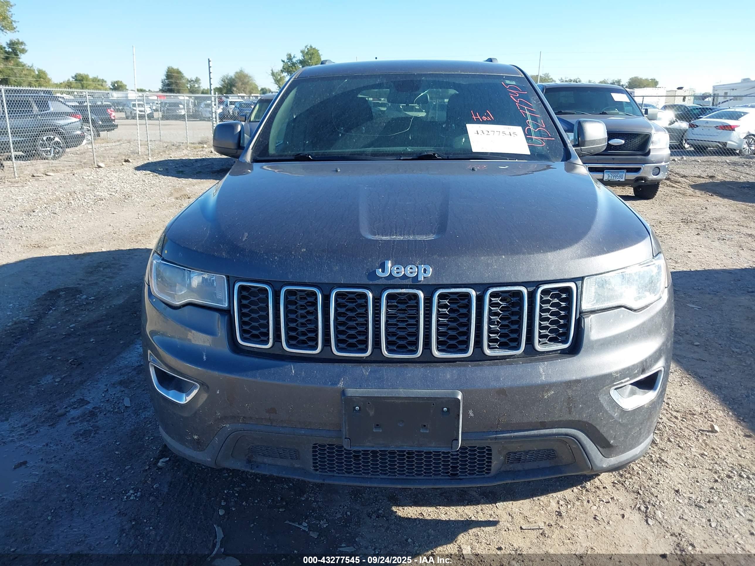 JEEP GRAND image 6
