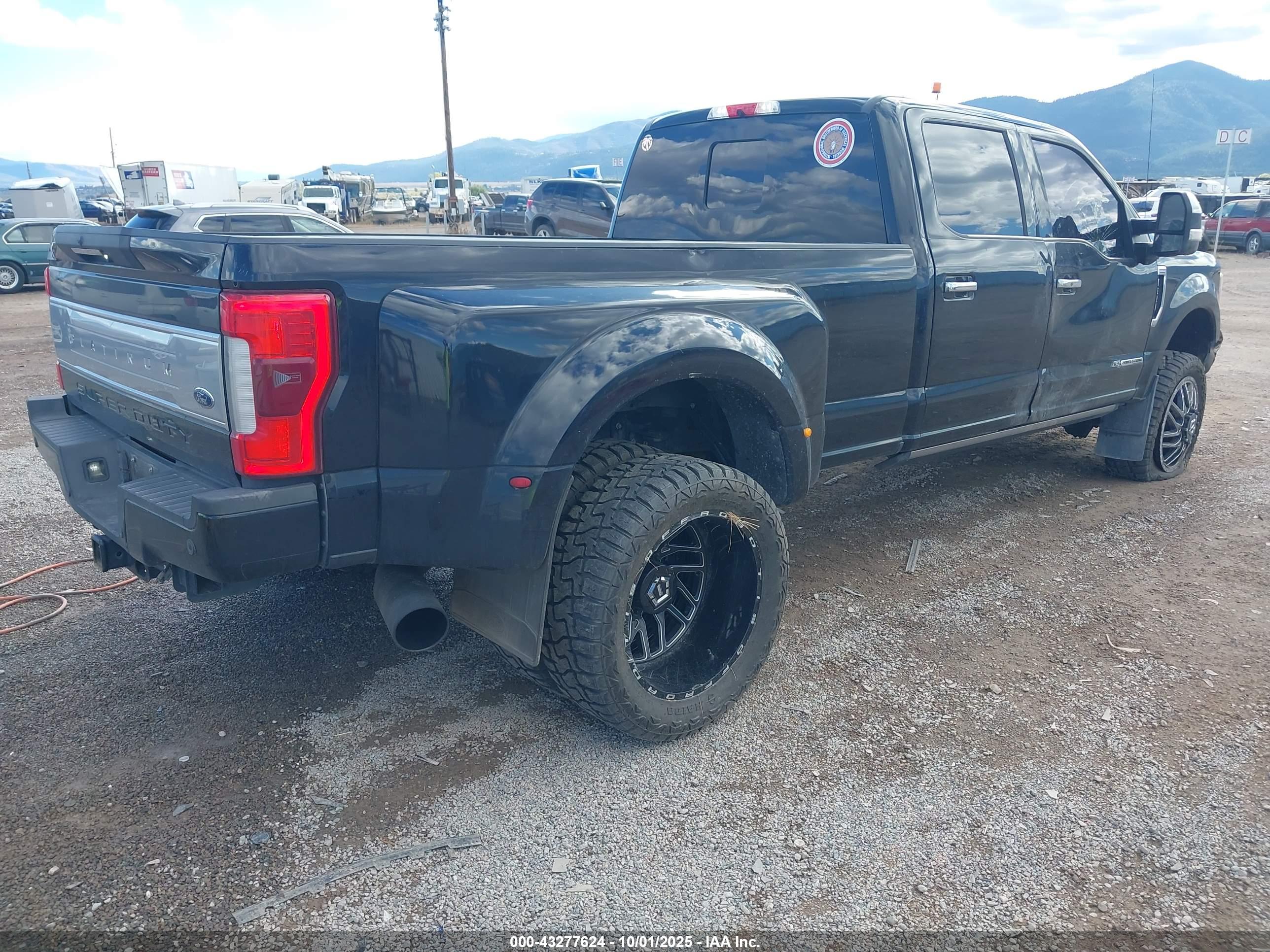 FORD F-350 image 4