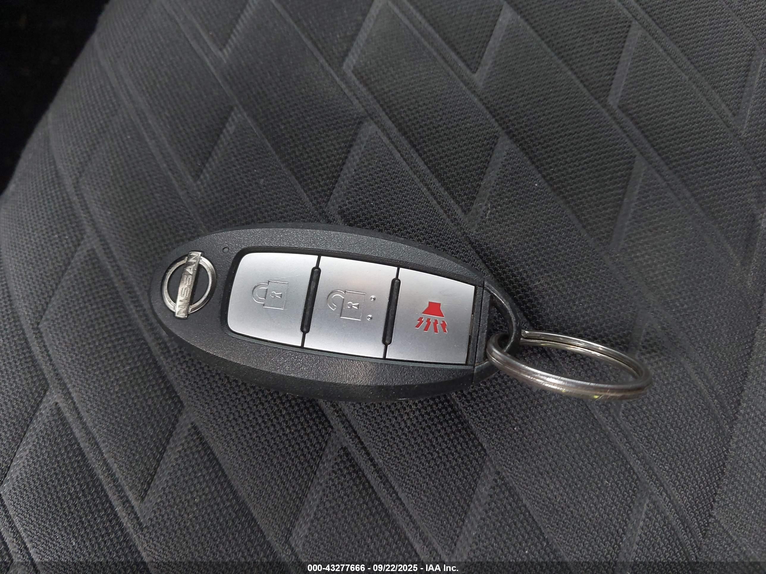 NISSAN KICKS image 11