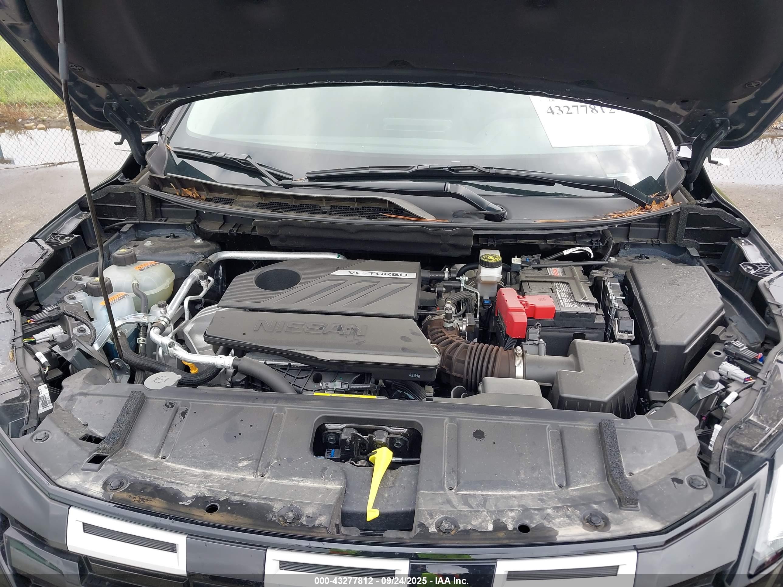 NISSAN ROGUE image 10