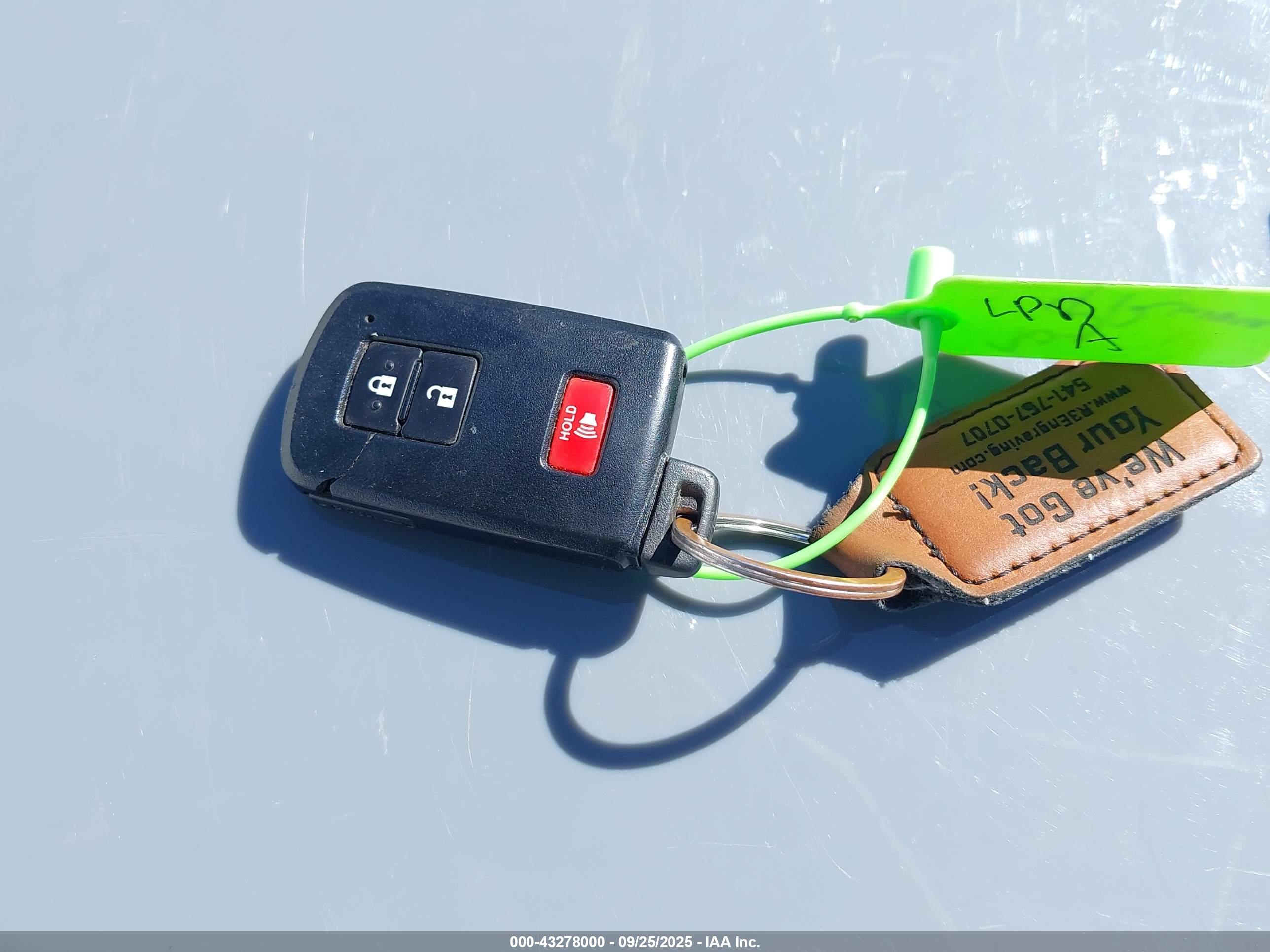 TOYOTA 4RUNNER image 11