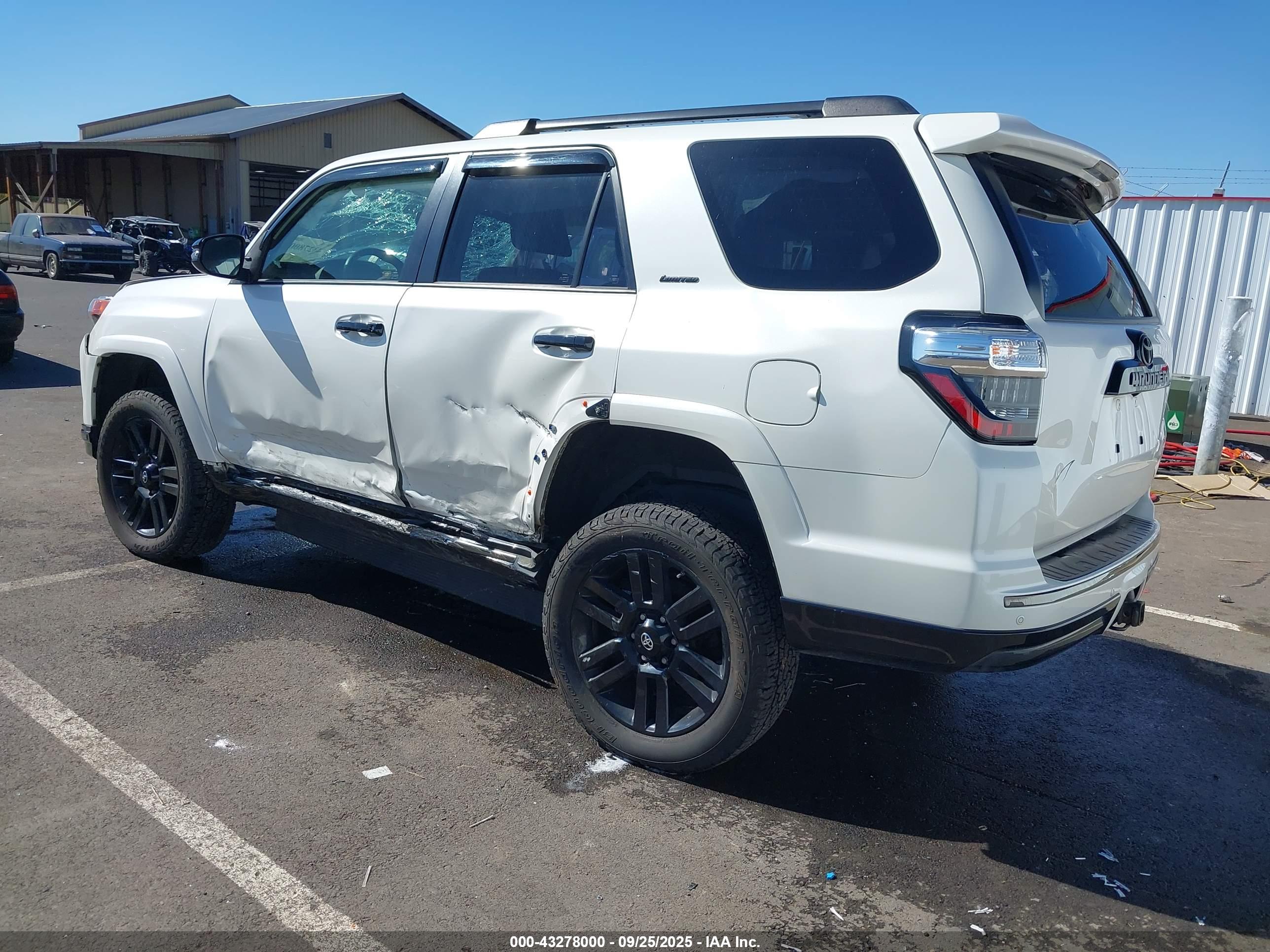TOYOTA 4RUNNER image 3
