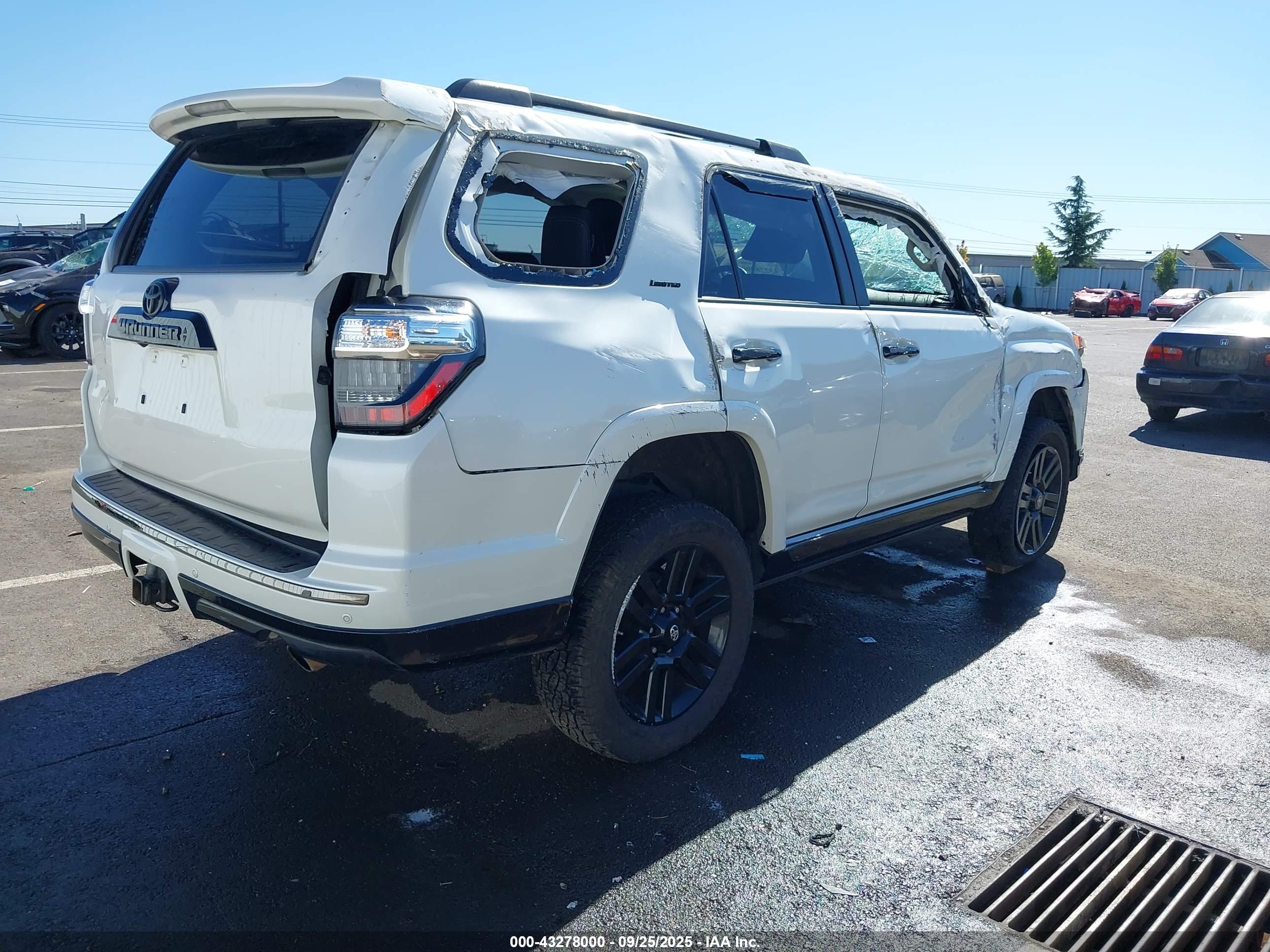 TOYOTA 4RUNNER image 4