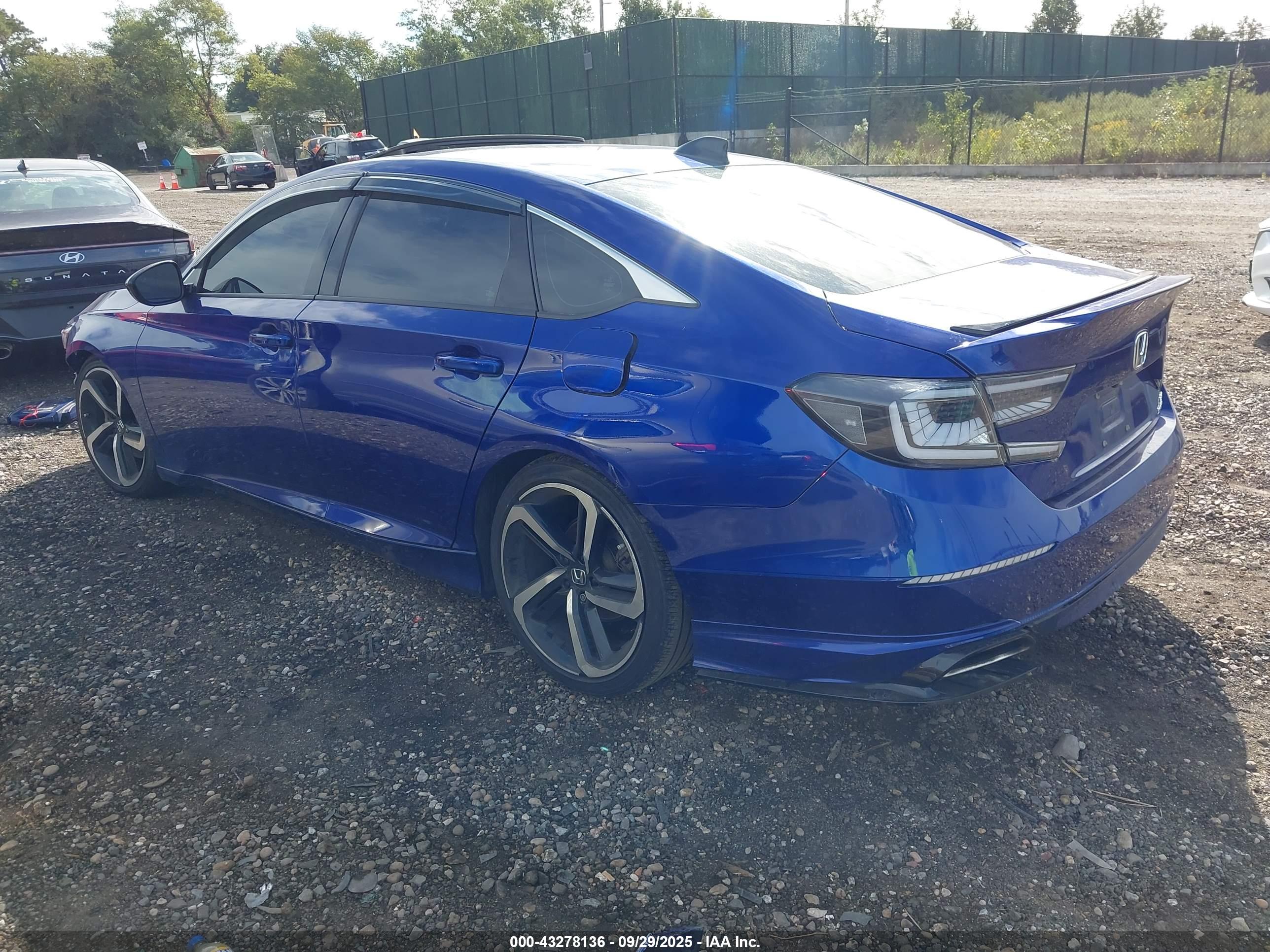 HONDA ACCORD image 3