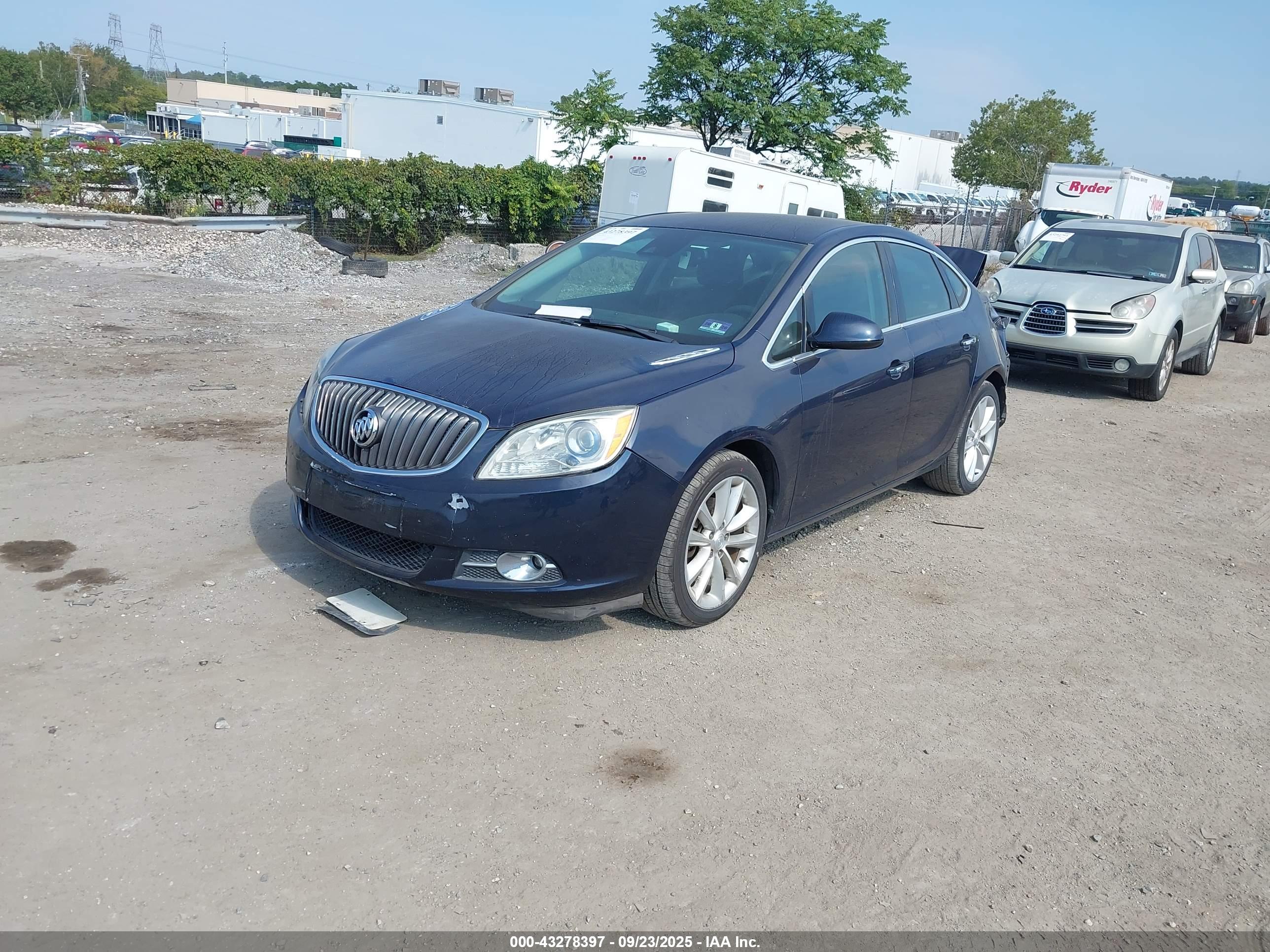 BUICK VERANO image 2
