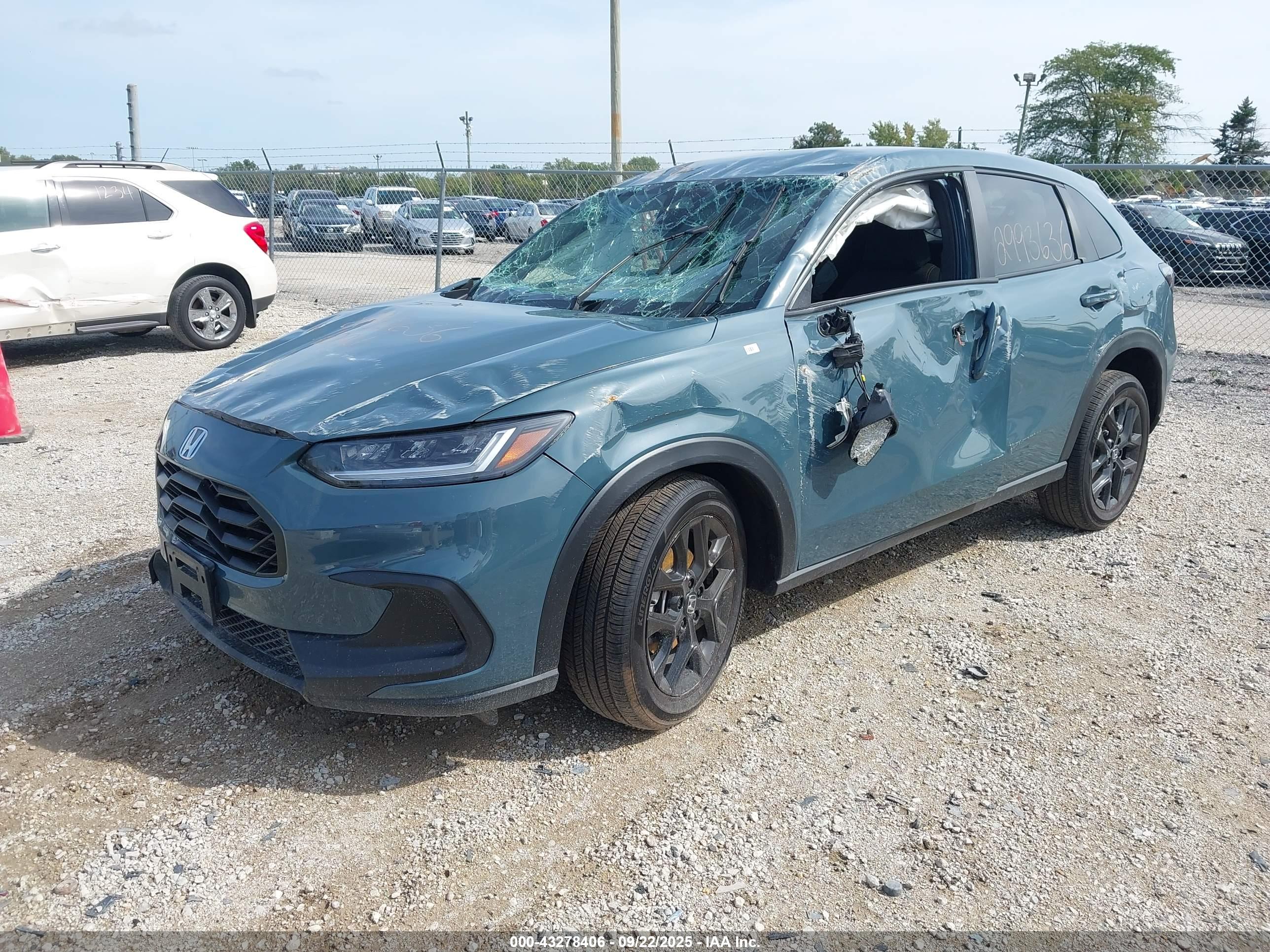 HONDA HR-V image 2