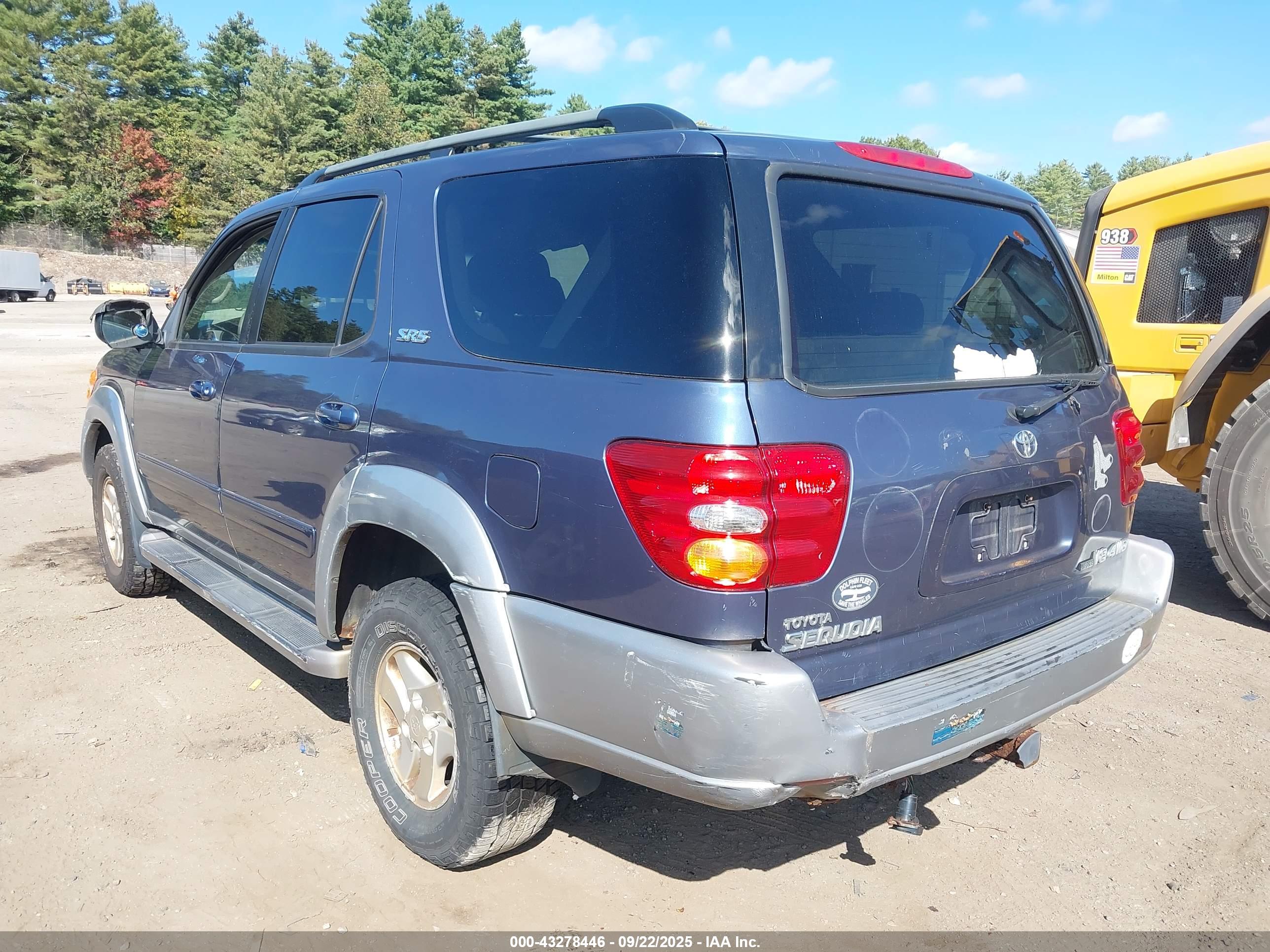 TOYOTA SEQUOIA image 3