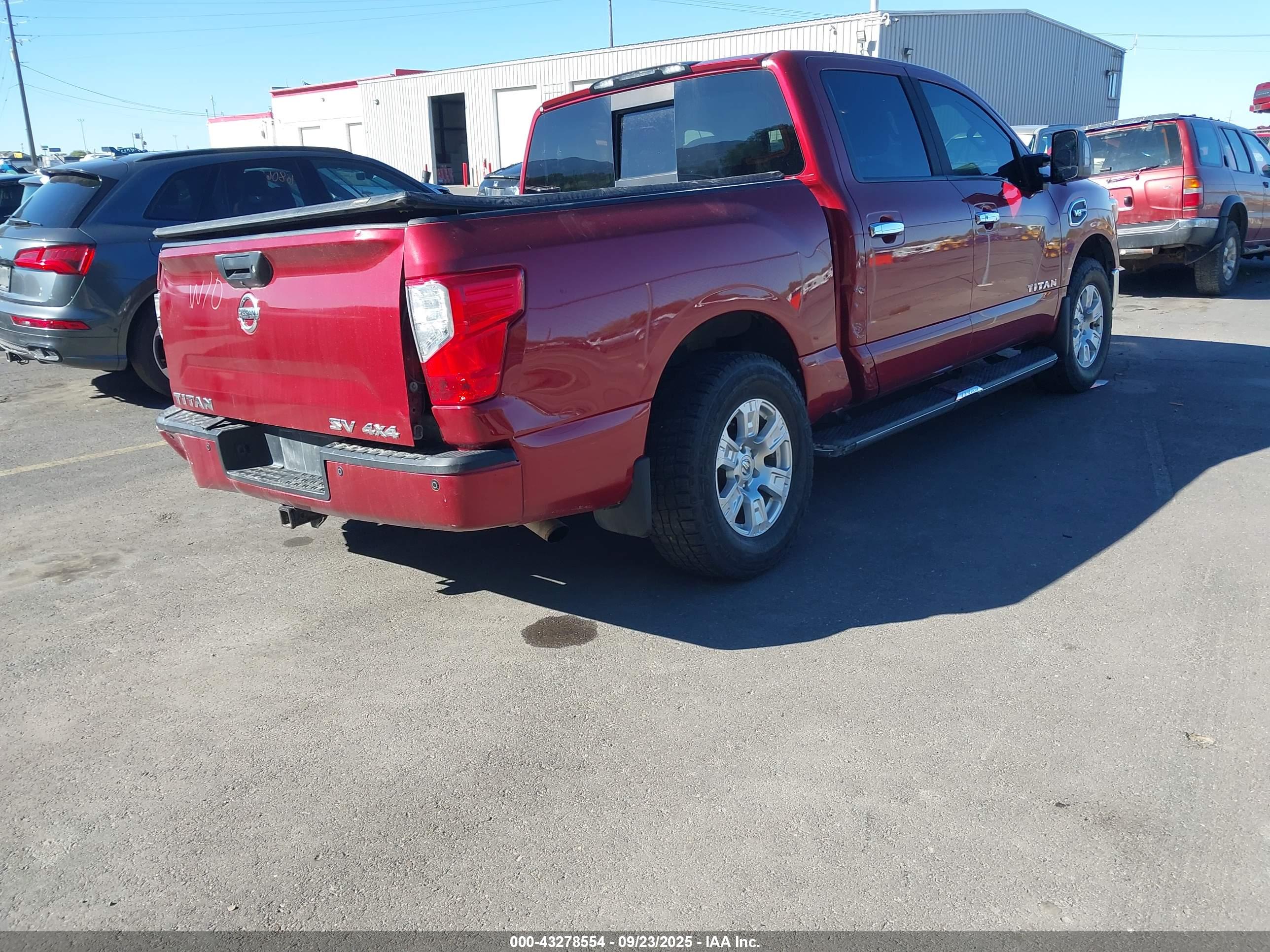 NISSAN TITAN image 4