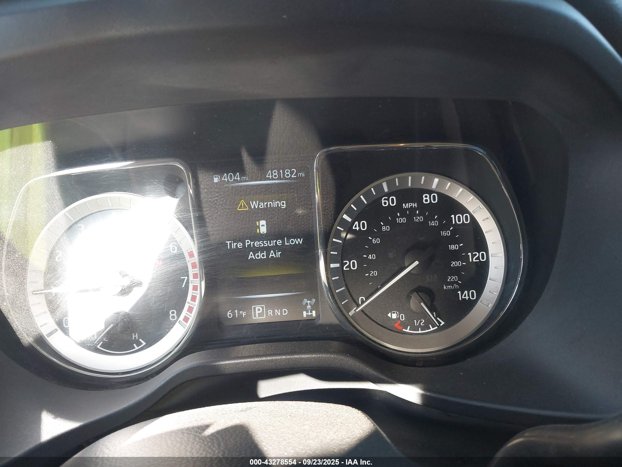 NISSAN TITAN image 7
