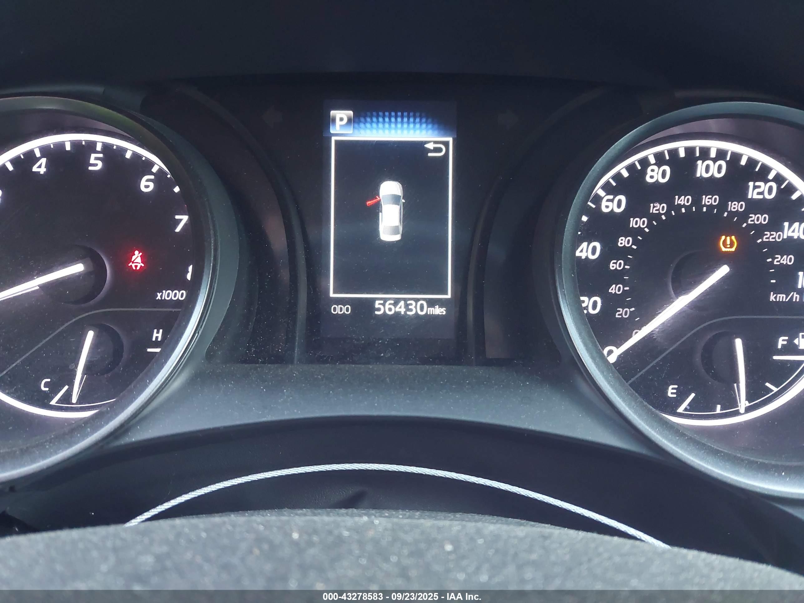 TOYOTA CAMRY image 7