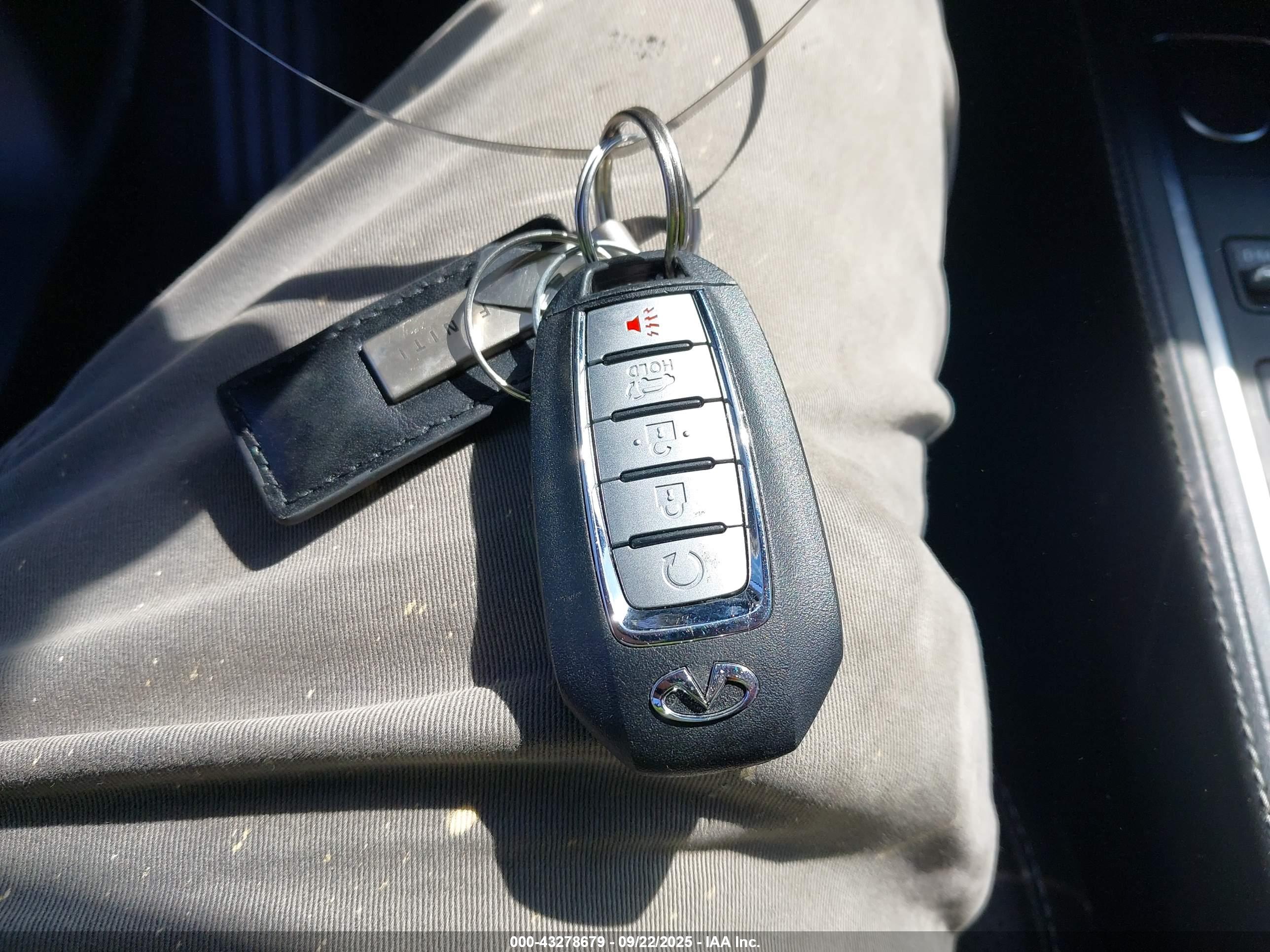 INFINITI QX60 image 11