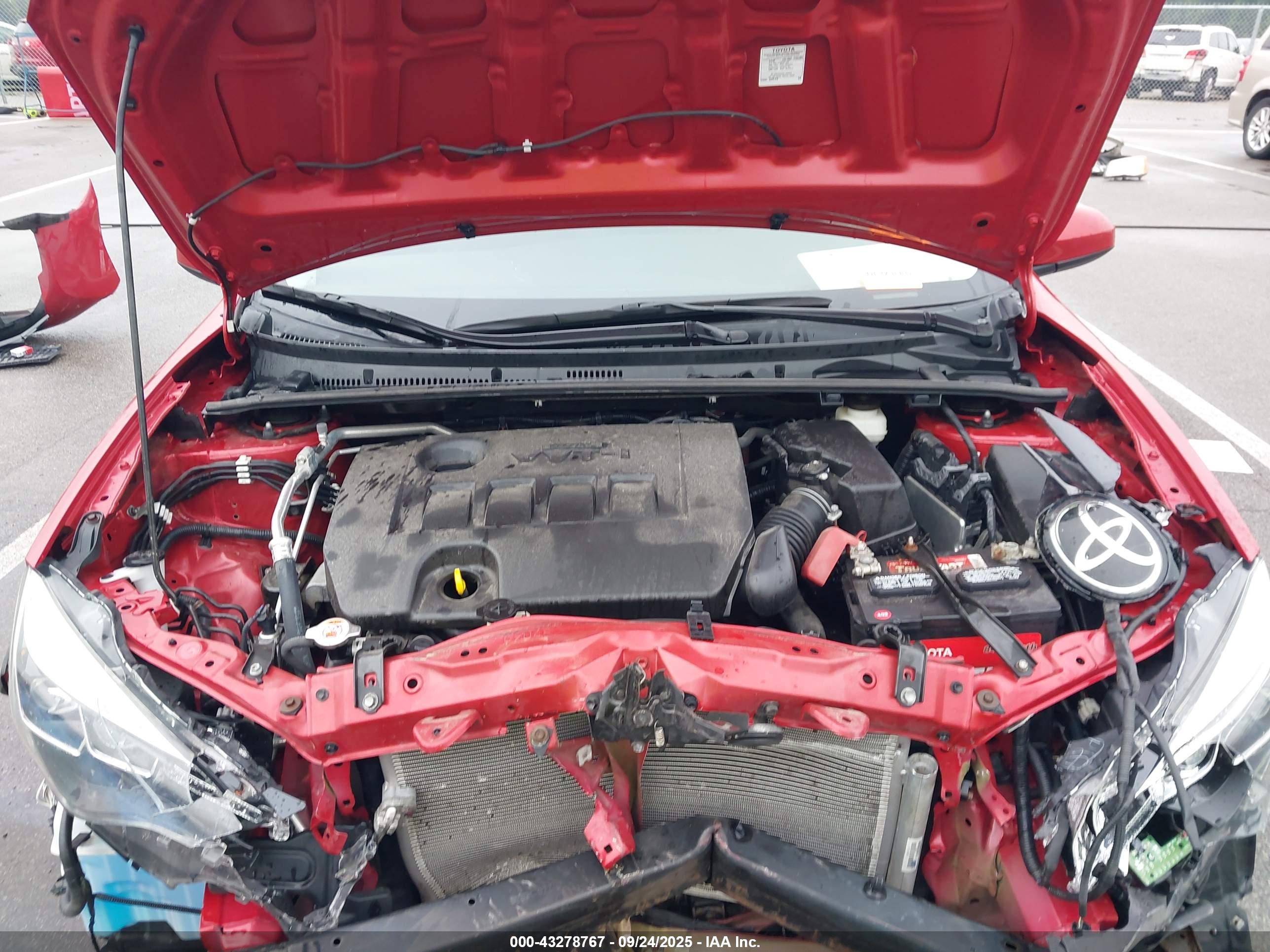 TOYOTA COROLLA image 10