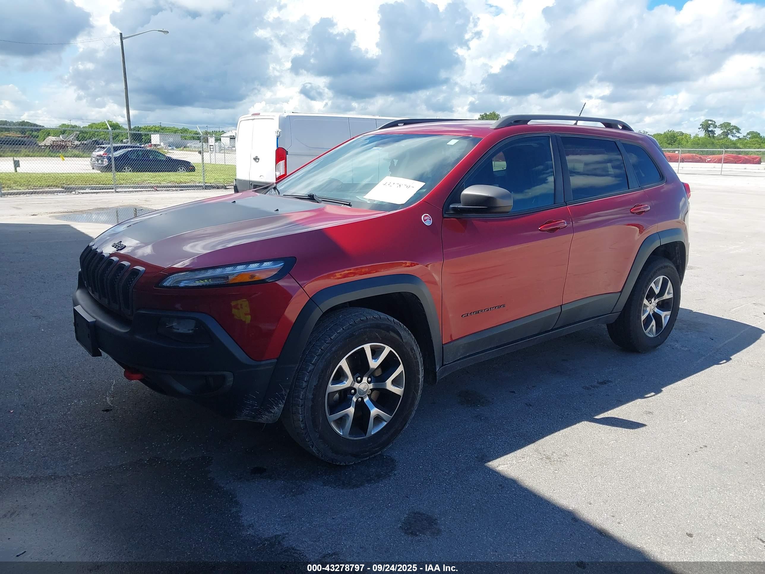 JEEP CHEROKEE image 2