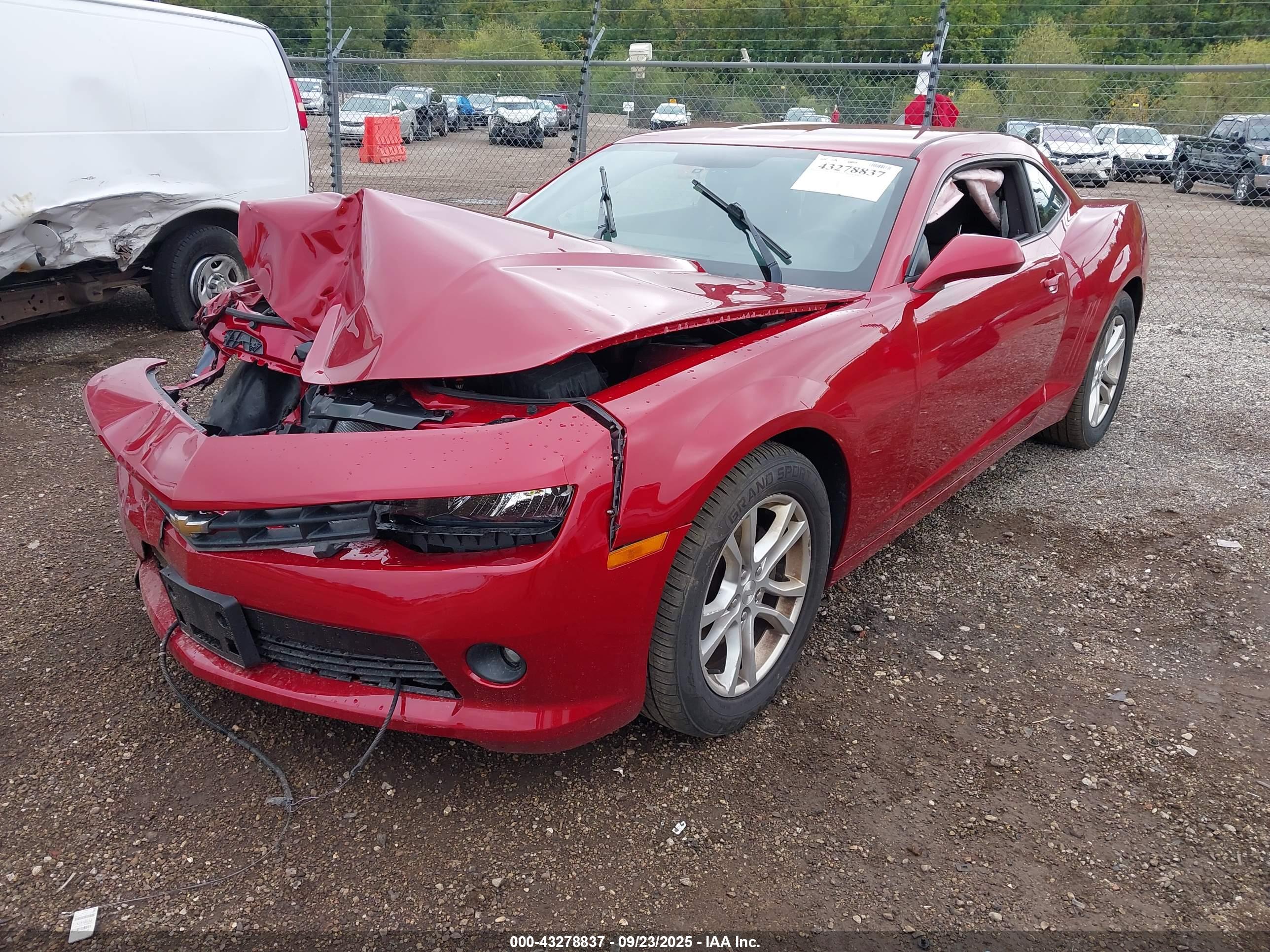 CHEVROLET CAMARO image 2