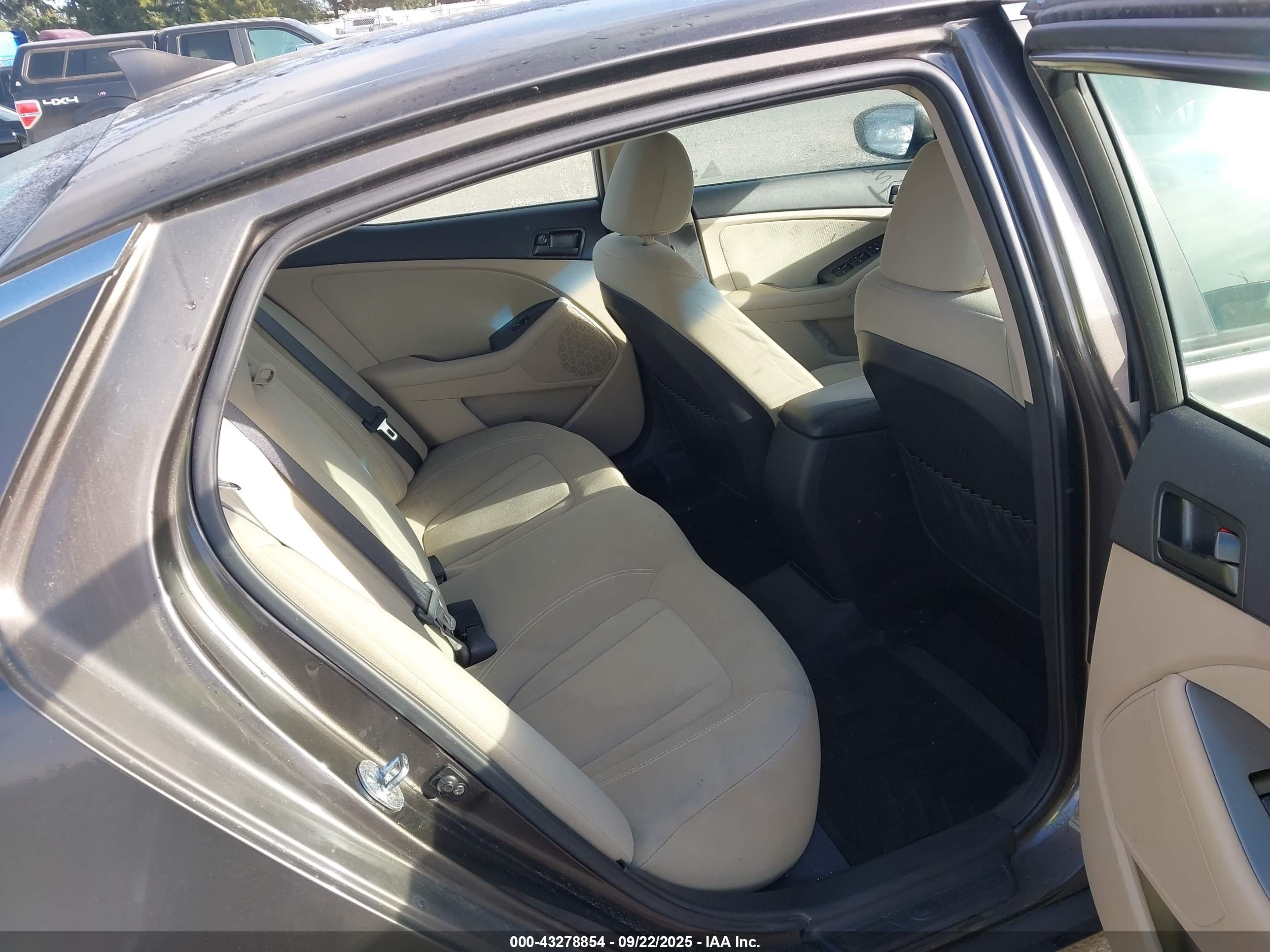 KIA OPTIMA image 8