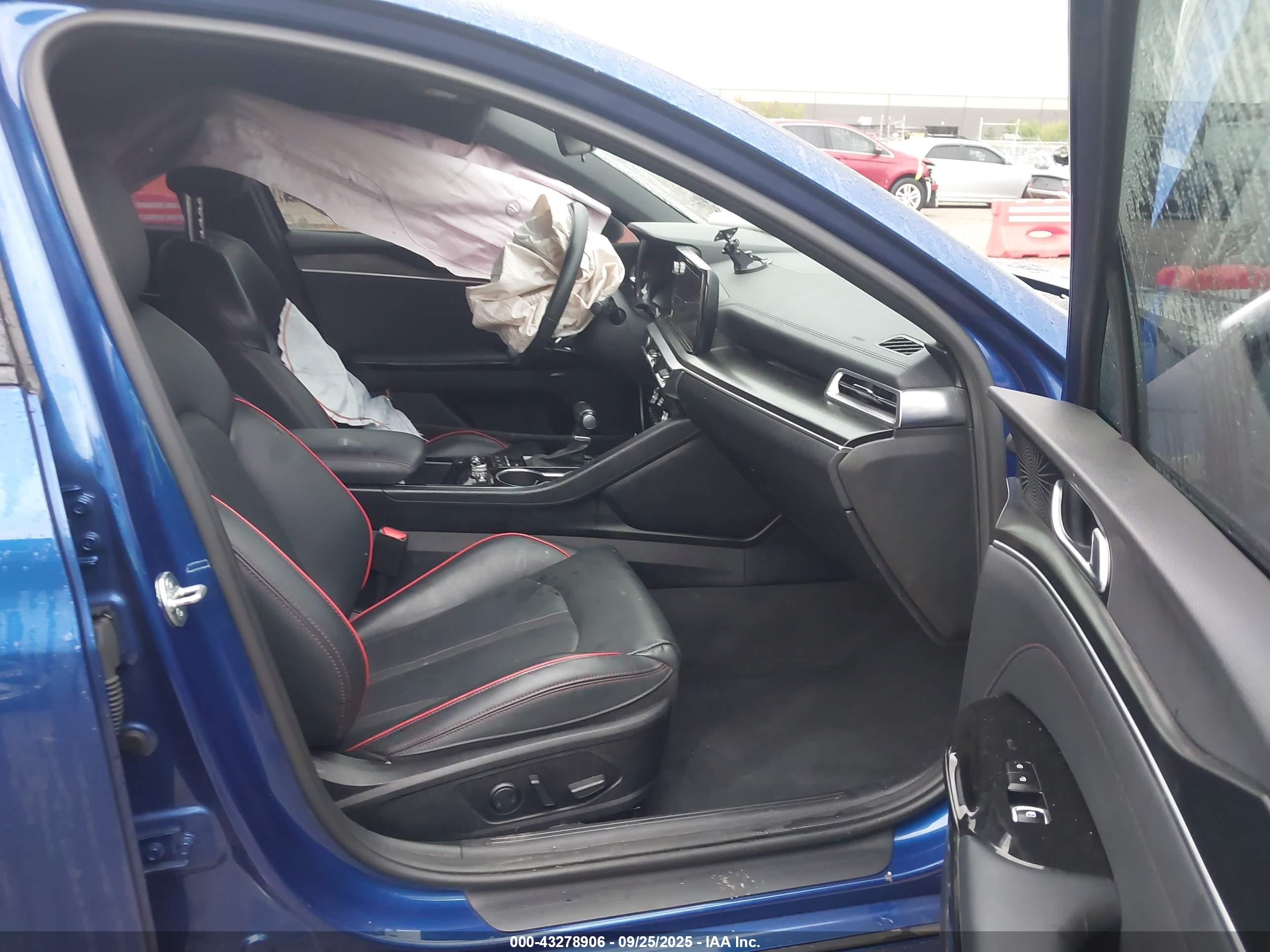 KIA K5 image 5