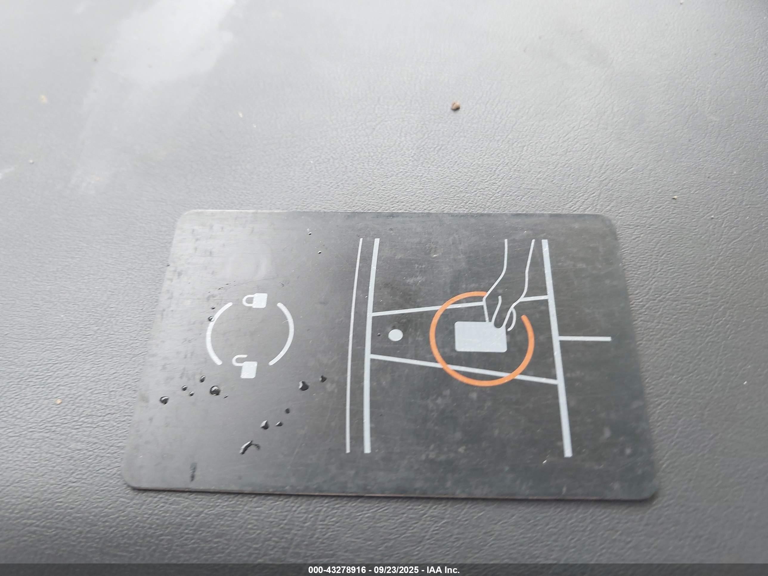 TESLA MODEL image 11