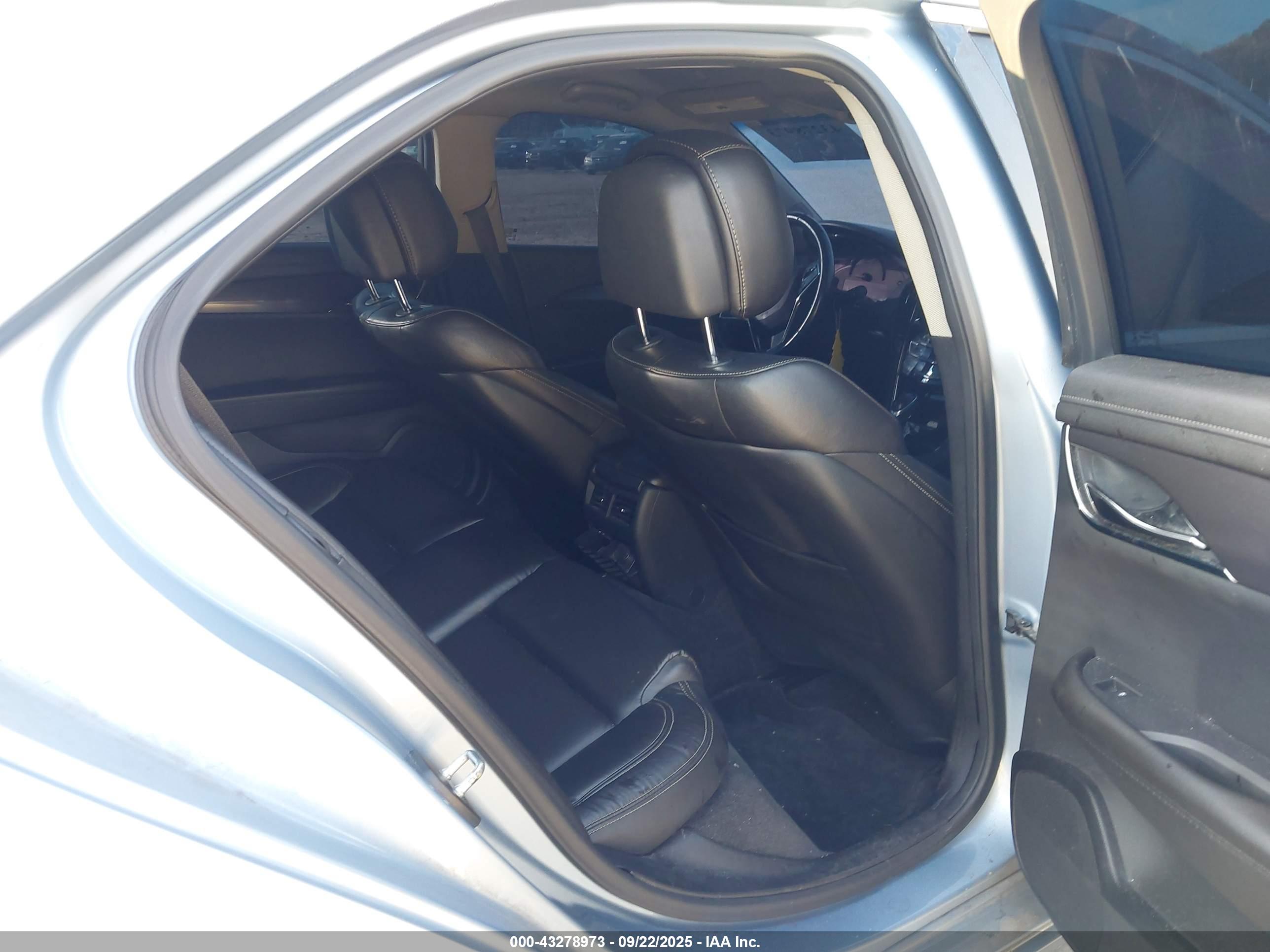 CADILLAC ATS image 8