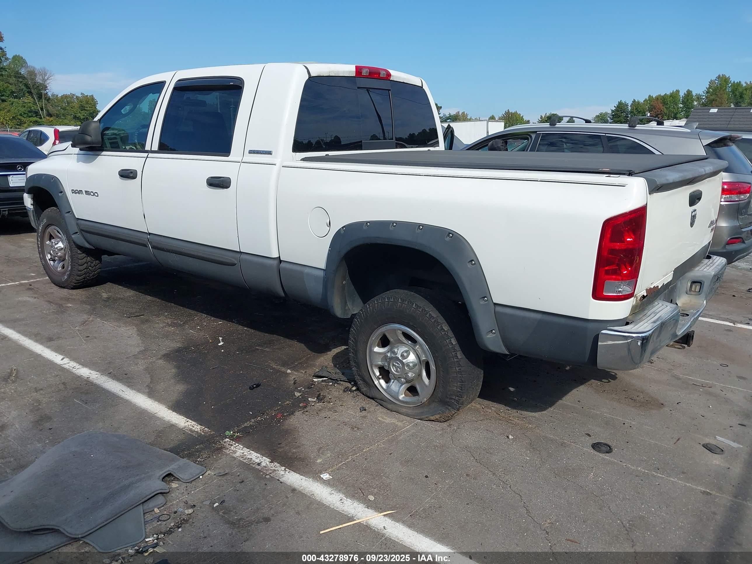 DODGE RAM image 3