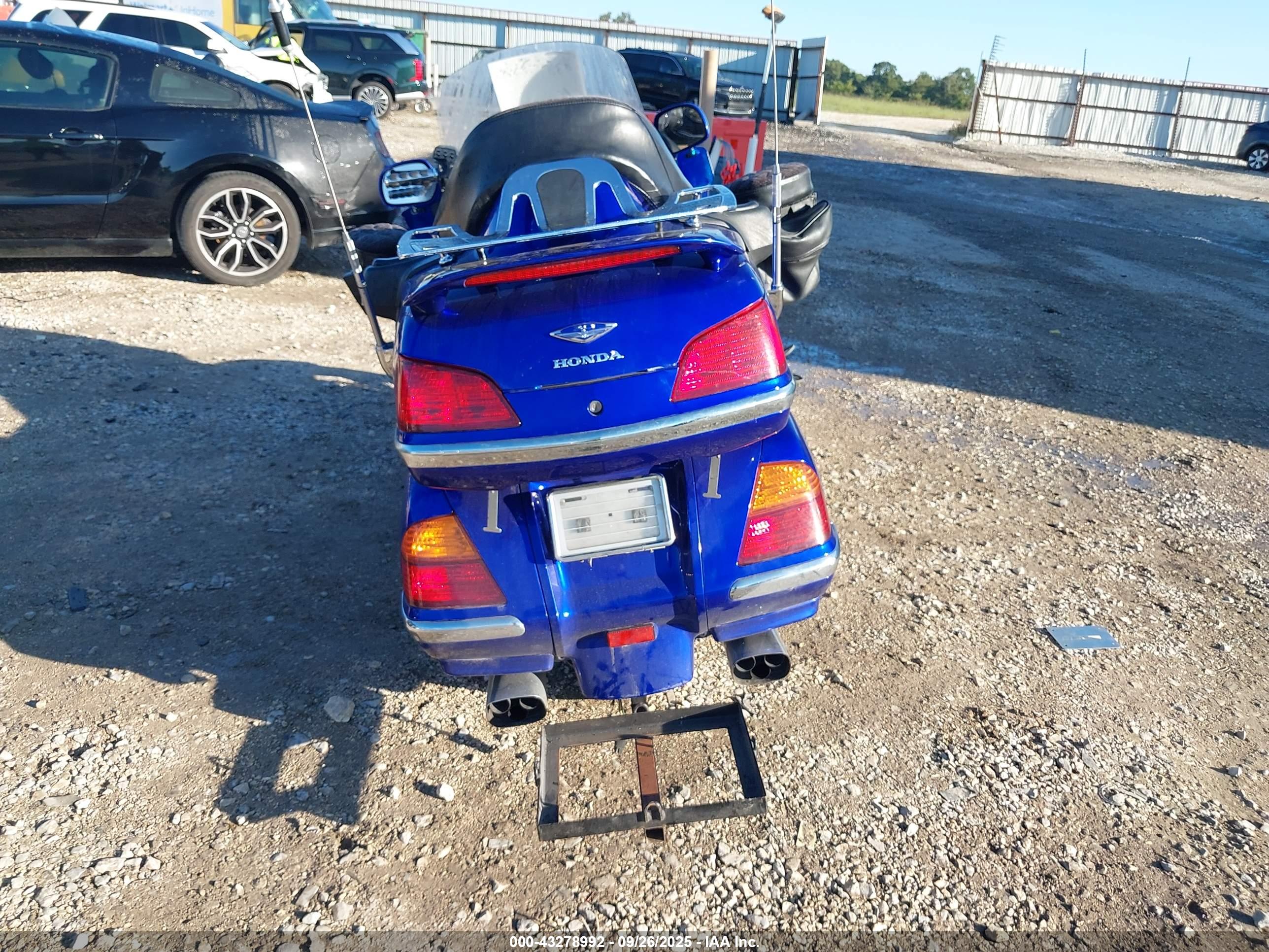 HONDA GL1800 image 6