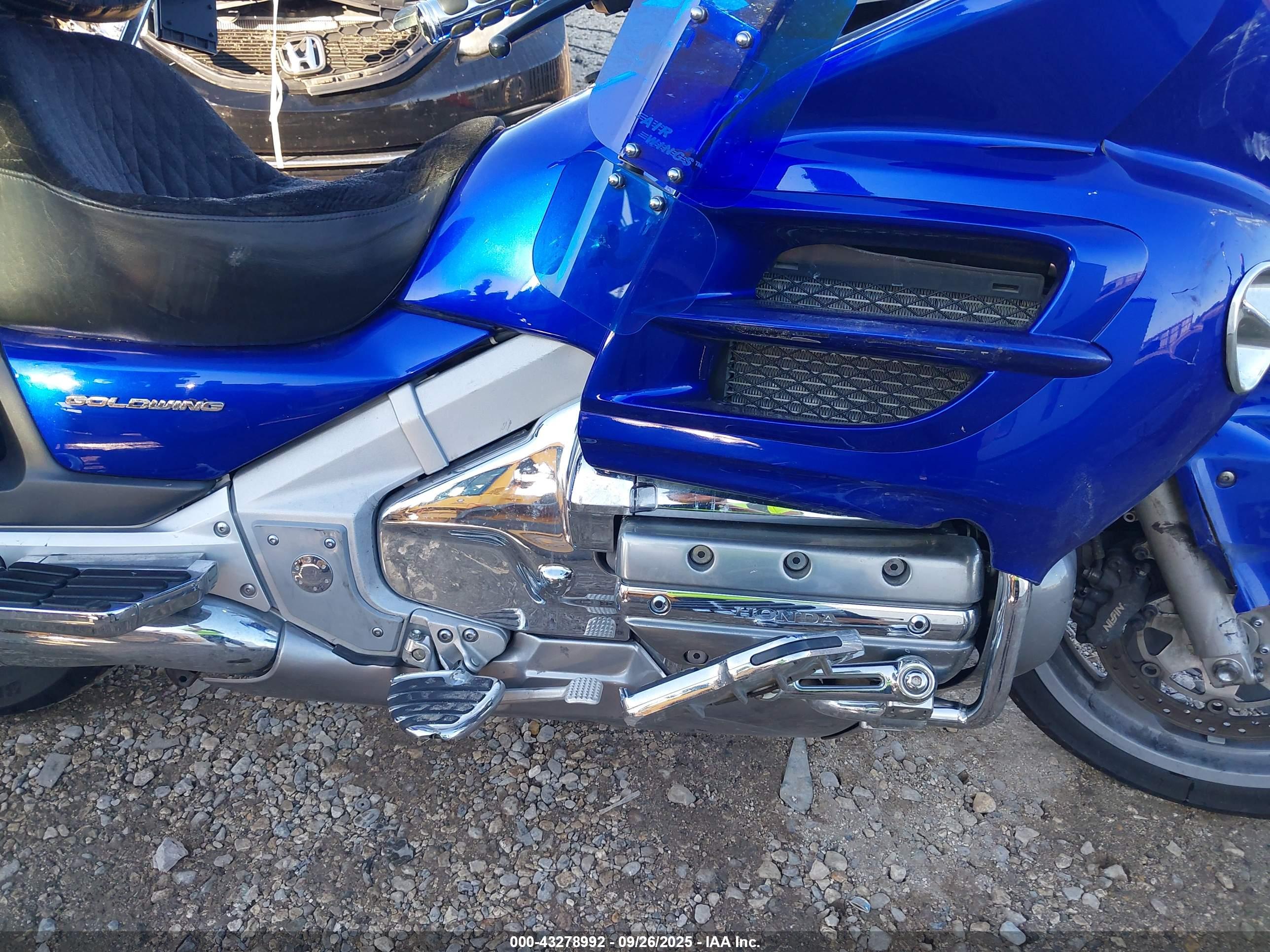 HONDA GL1800 image 8
