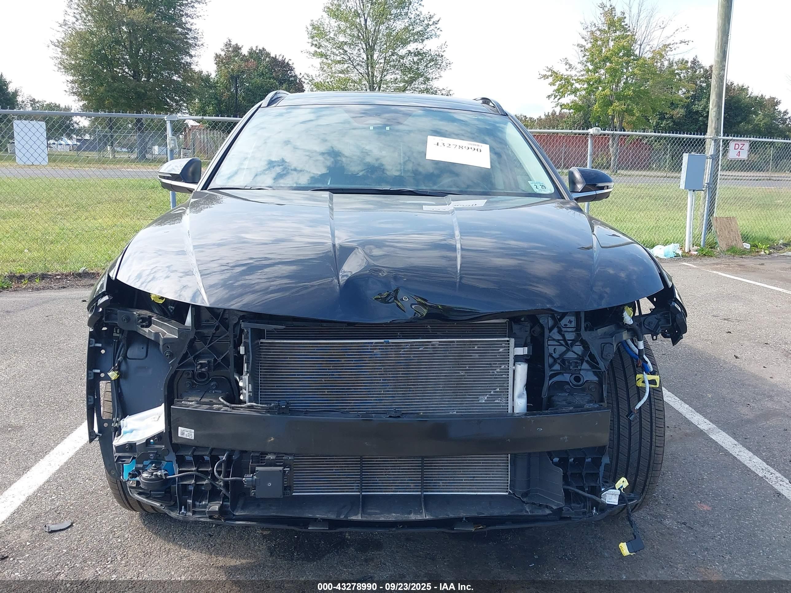 HYUNDAI TUCSON image 6