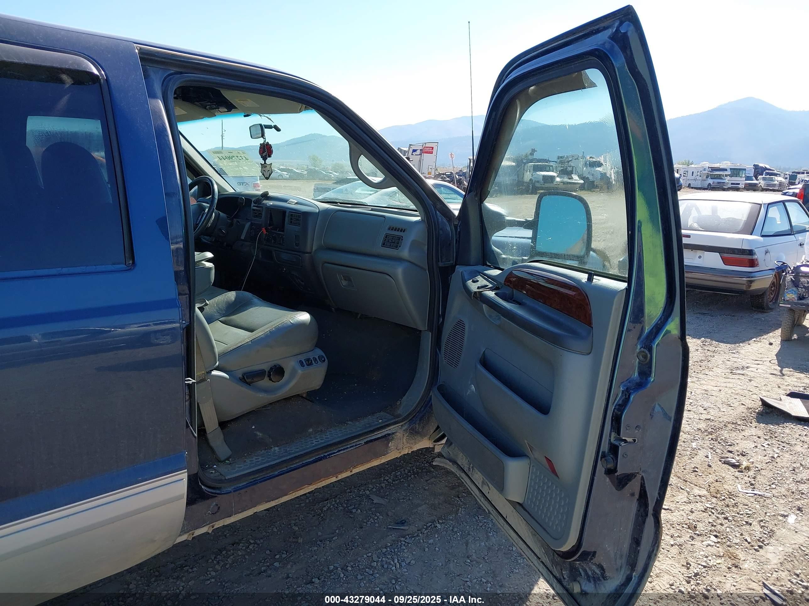 FORD F-350 image 5