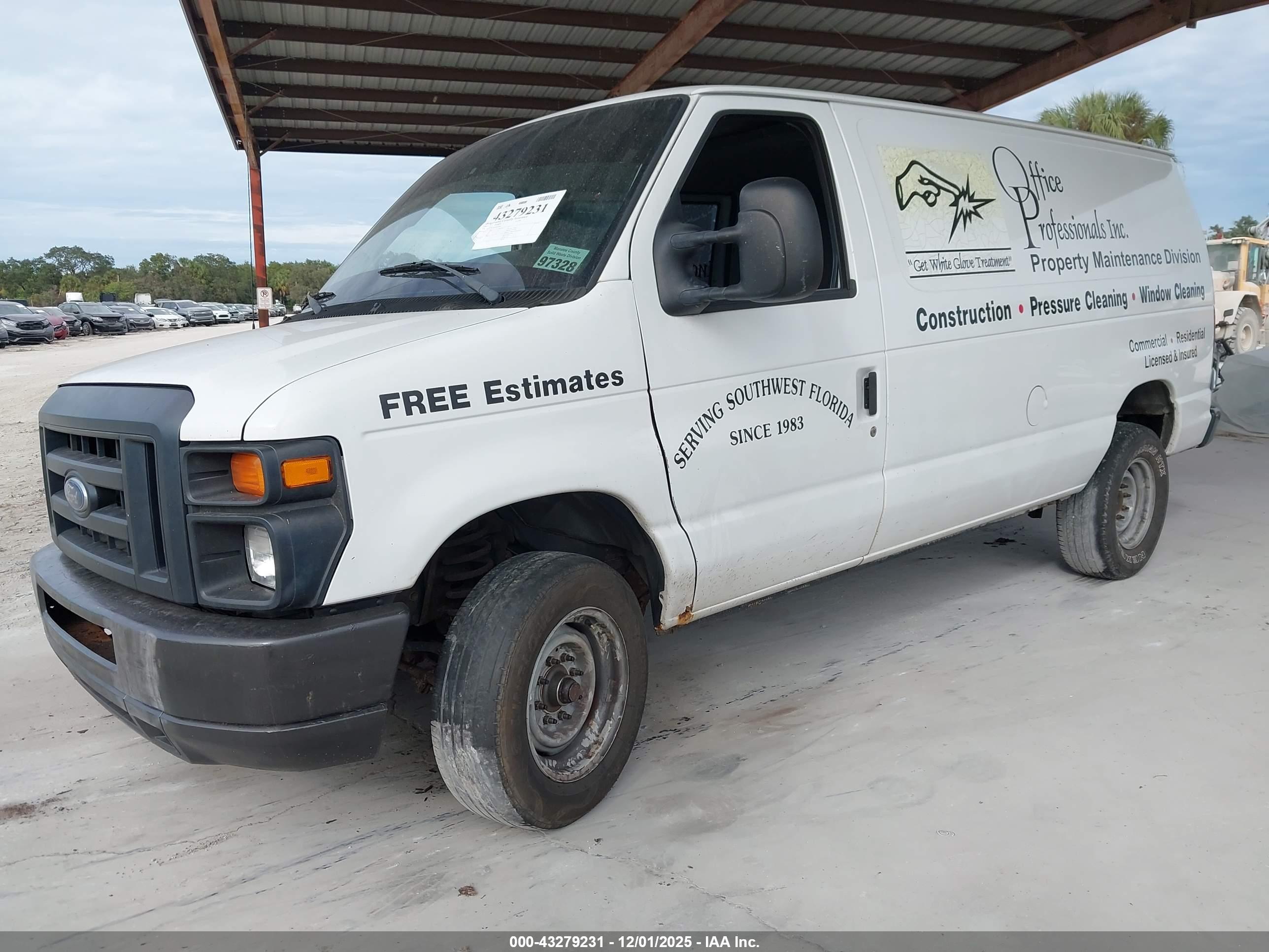 FORD E-250 image 2