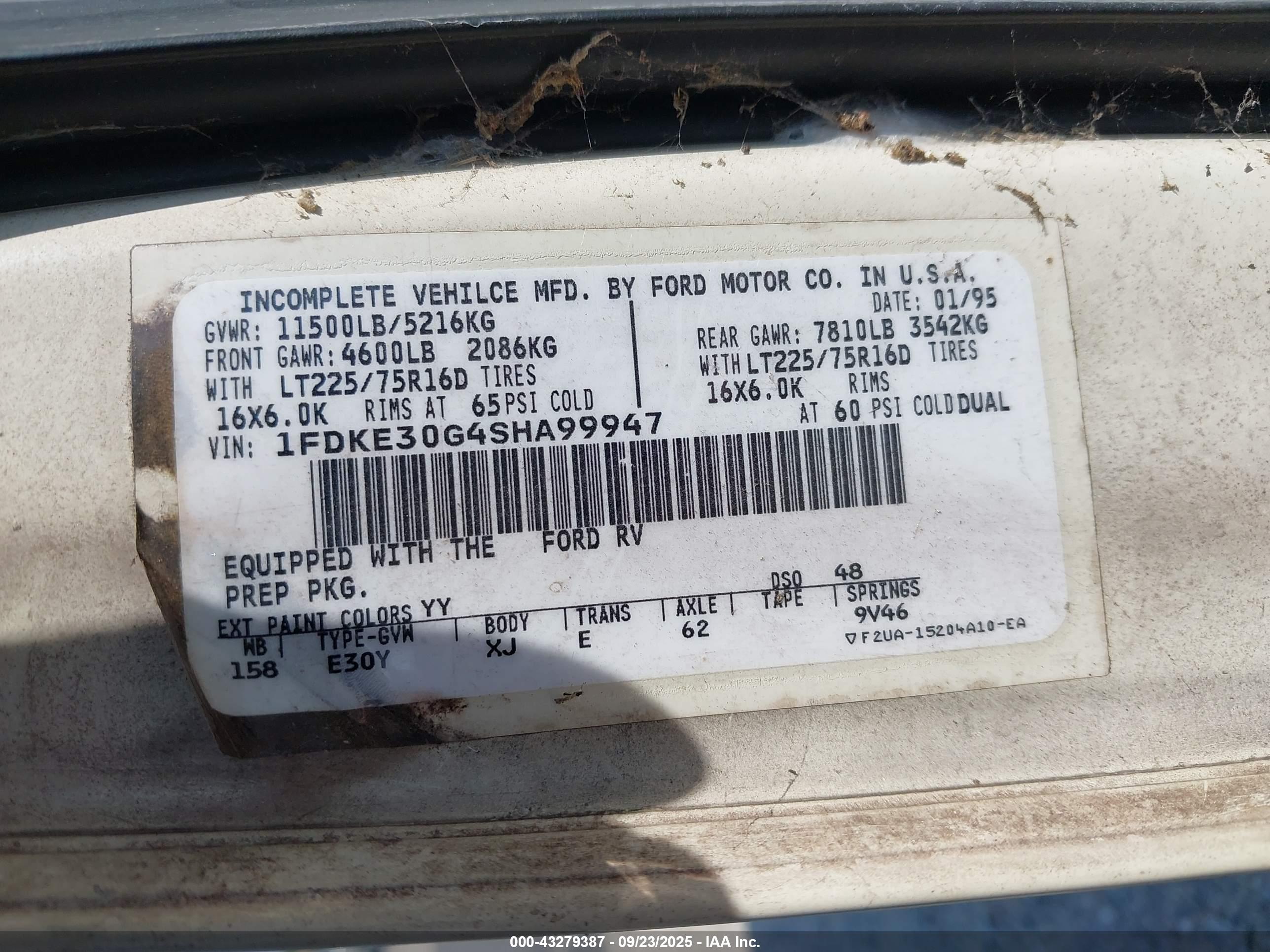FORD ECONOLINE image 9
