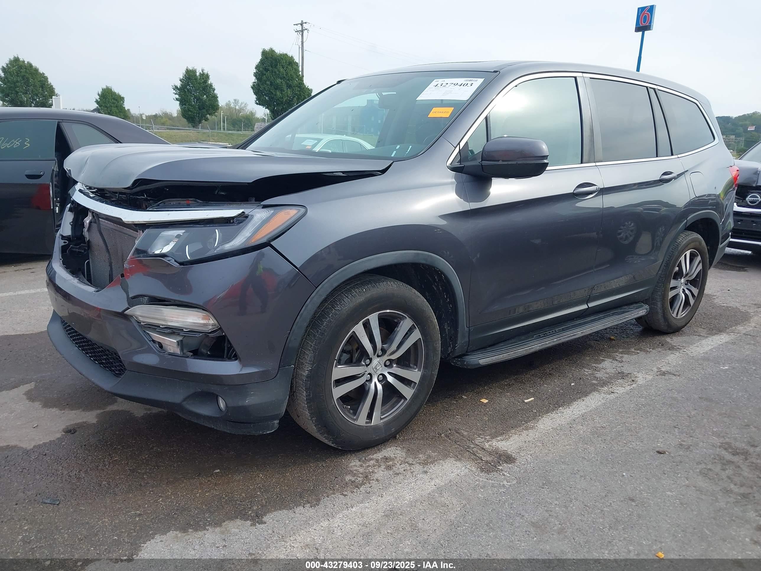 HONDA PILOT image 2
