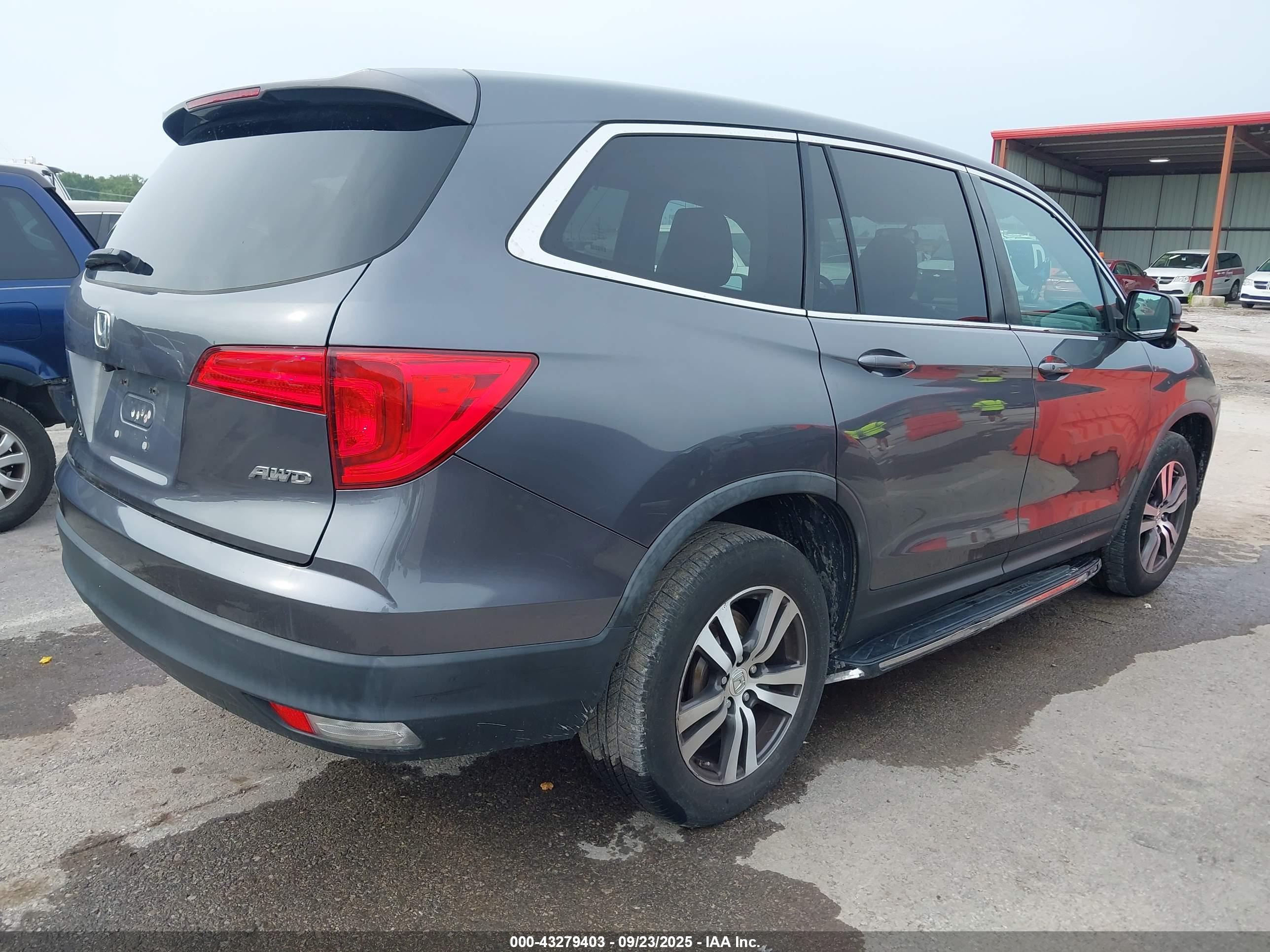 HONDA PILOT image 4