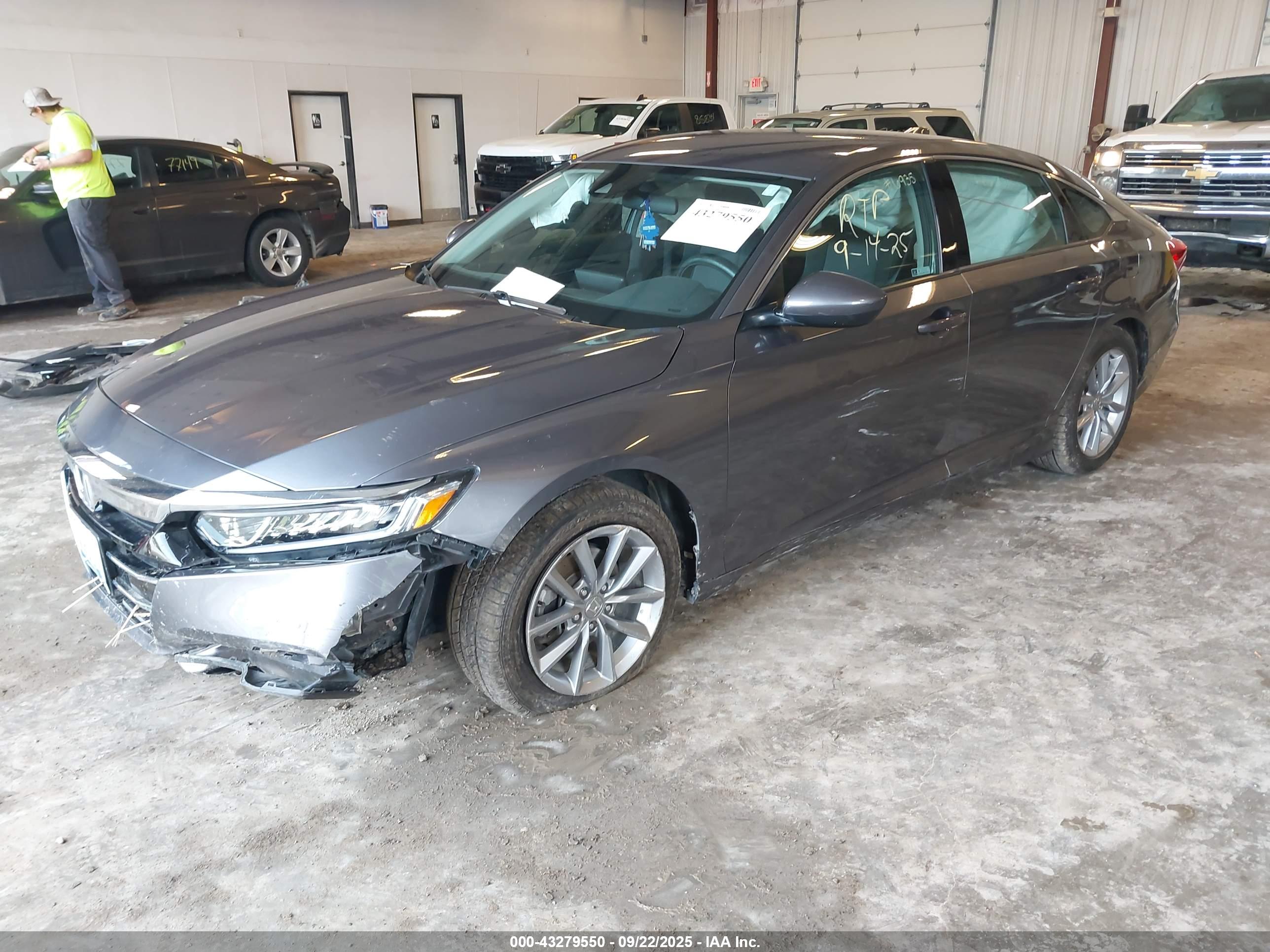 HONDA ACCORD image 2