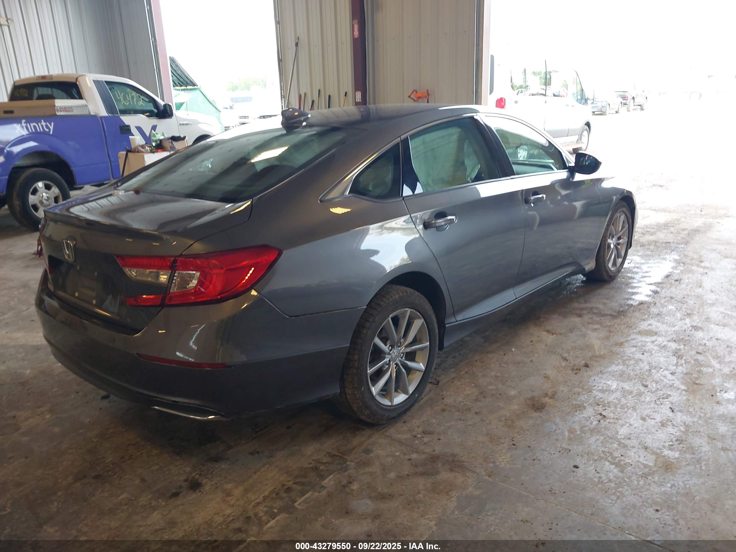 HONDA ACCORD image 4