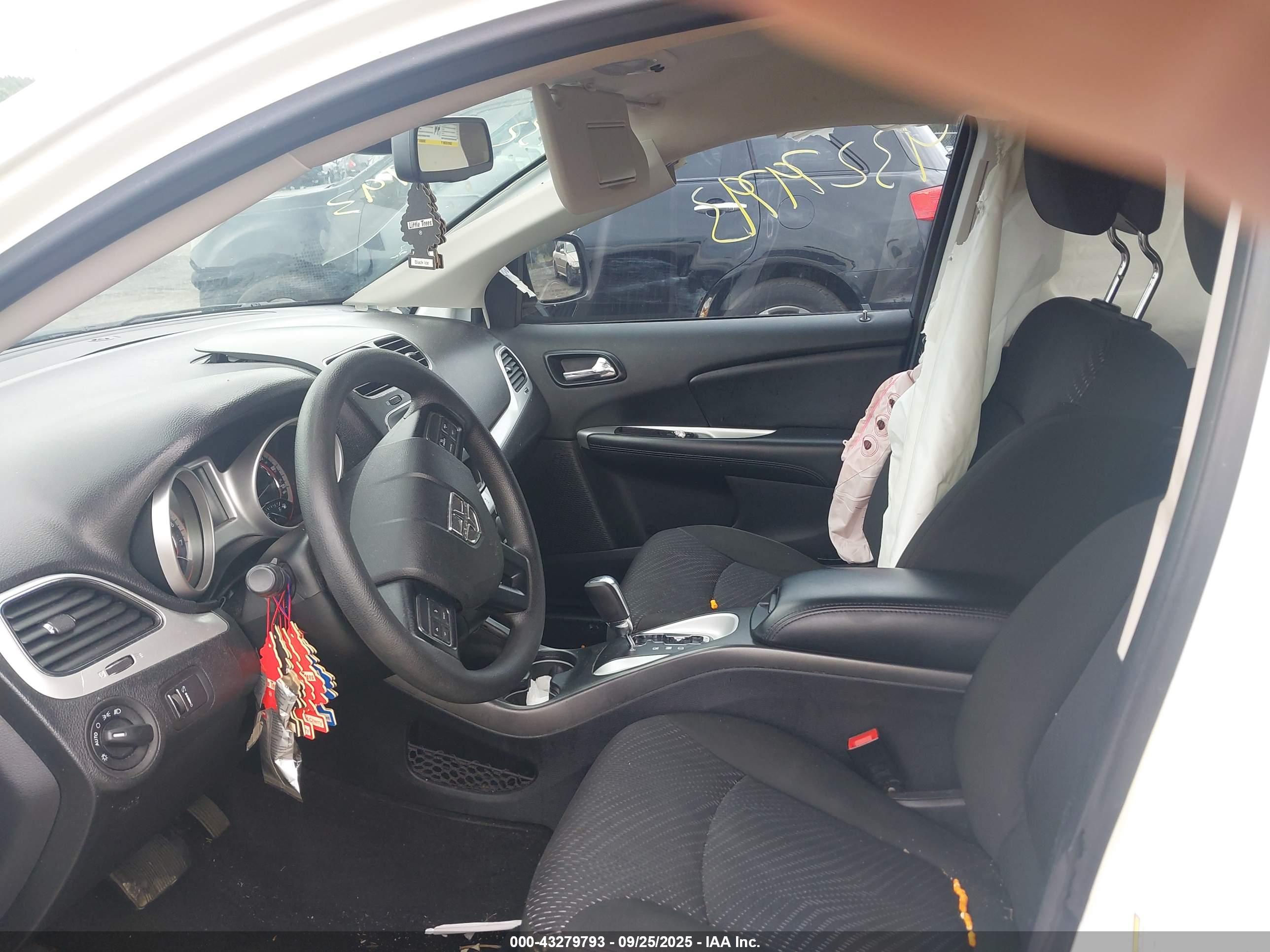 DODGE JOURNEY image 5