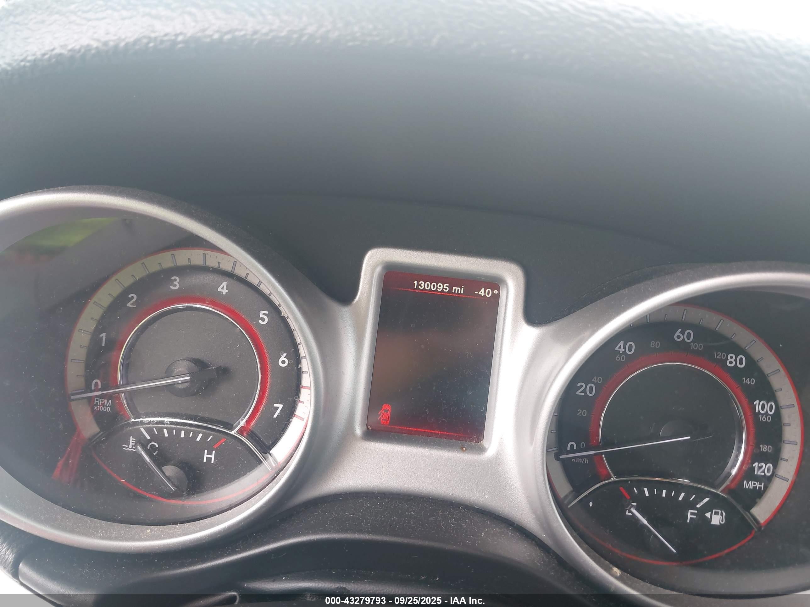 DODGE JOURNEY image 7