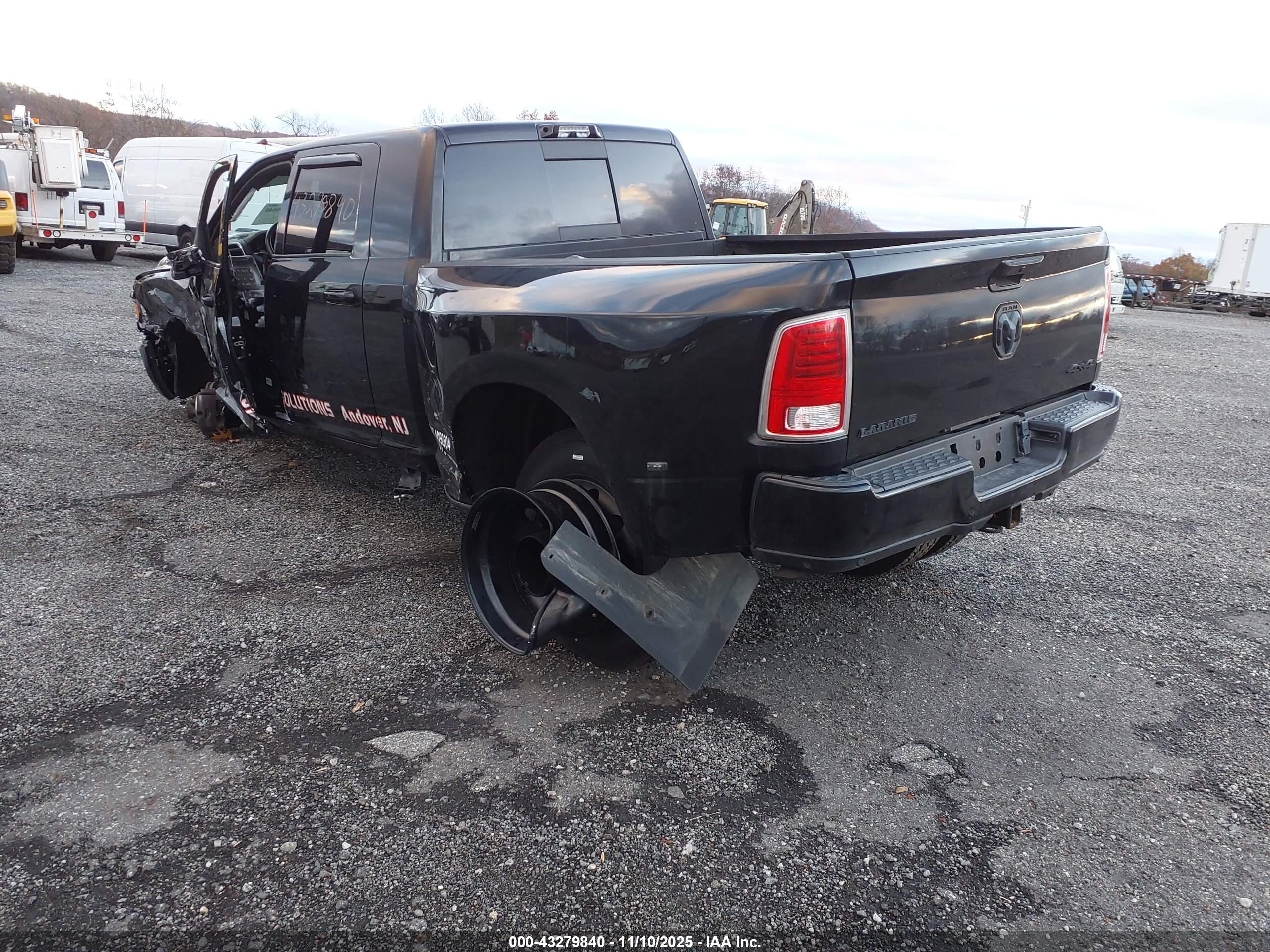 RAM 3500 image 3