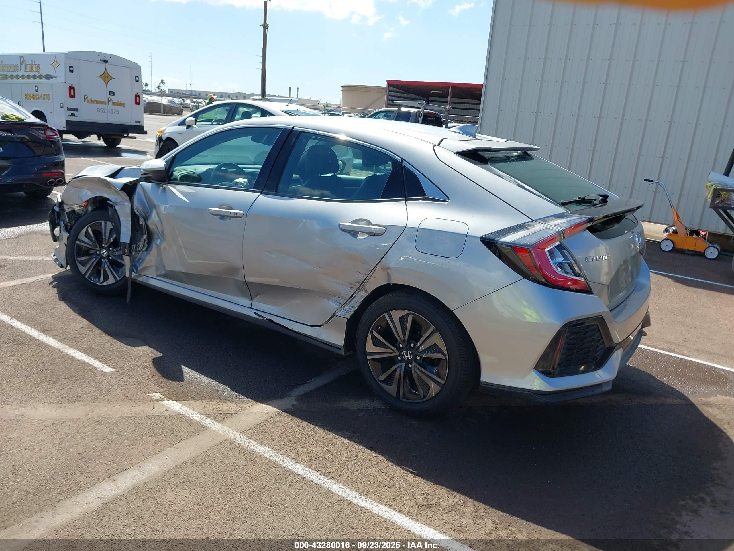 HONDA CIVIC image 3