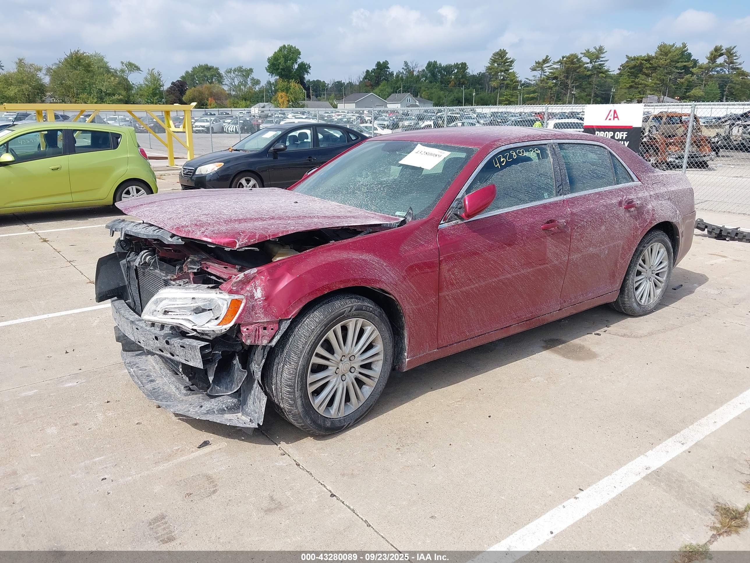 CHRYSLER 300 image 2