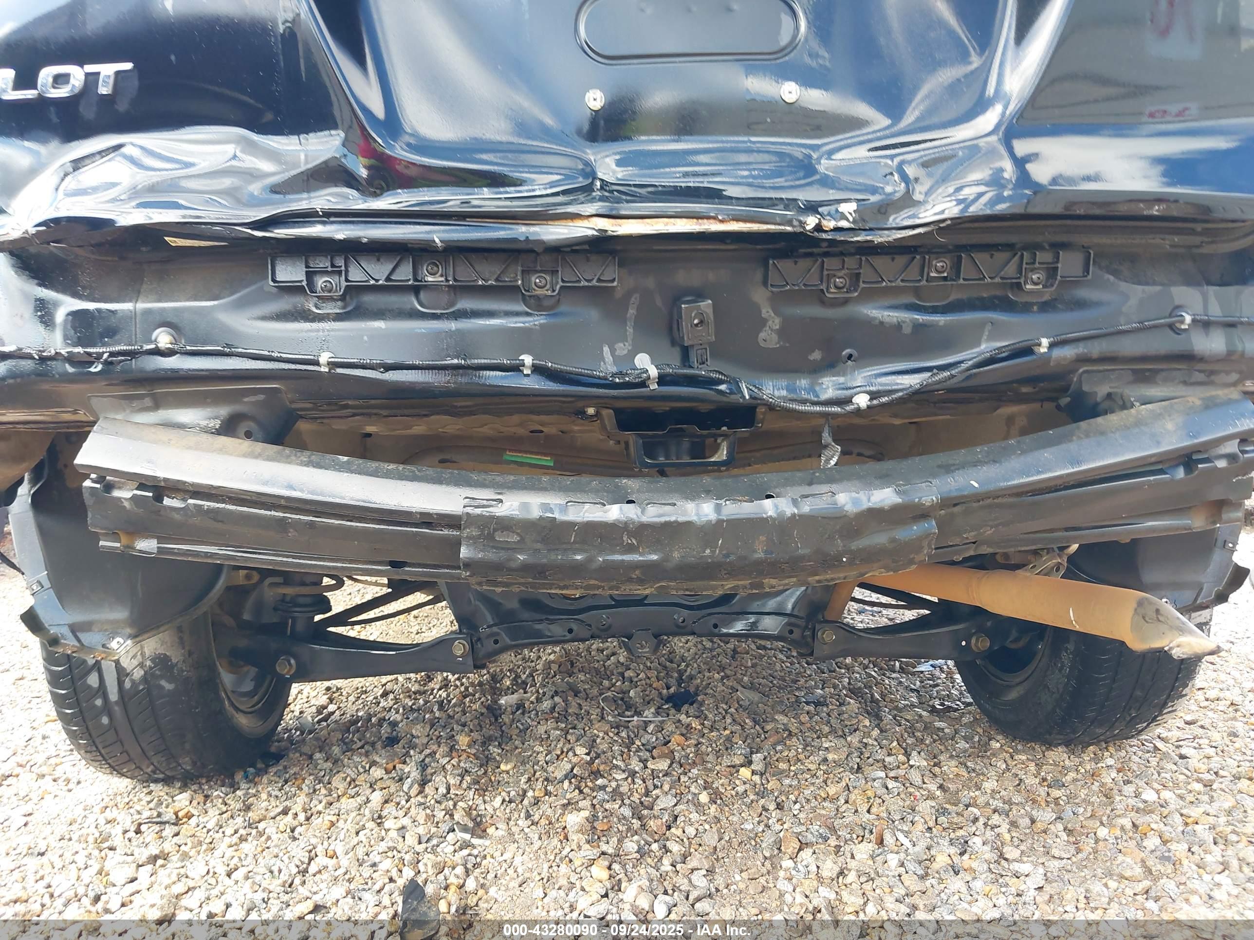 HONDA PILOT image 6