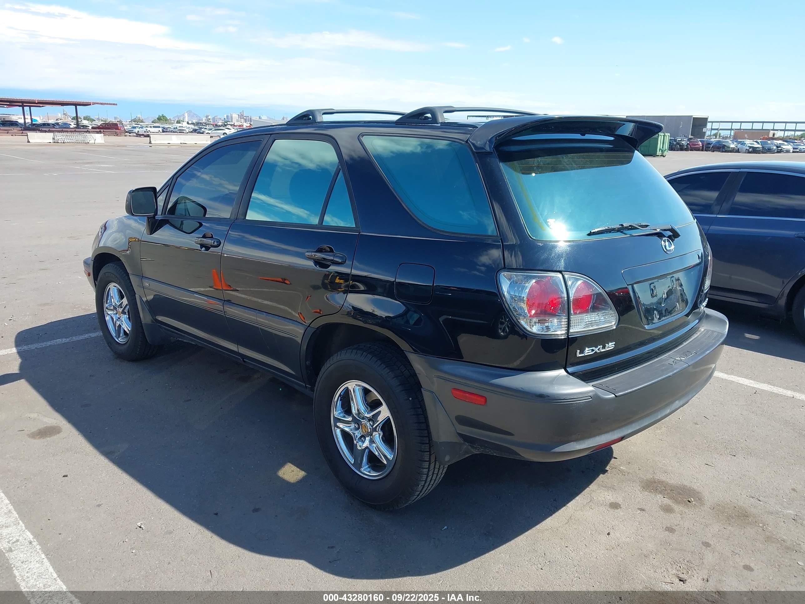 LEXUS RX image 3