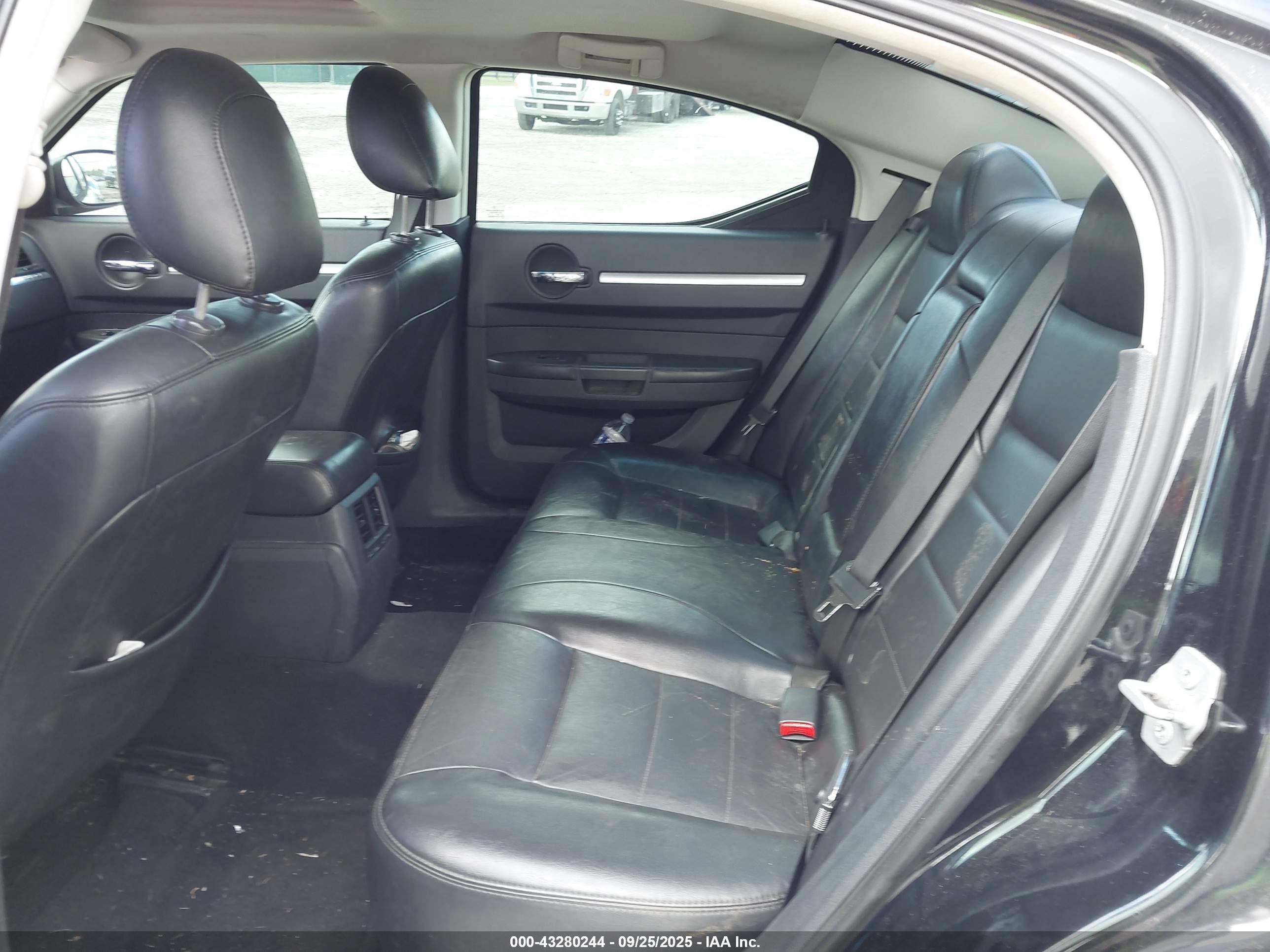 DODGE CHARGER image 8