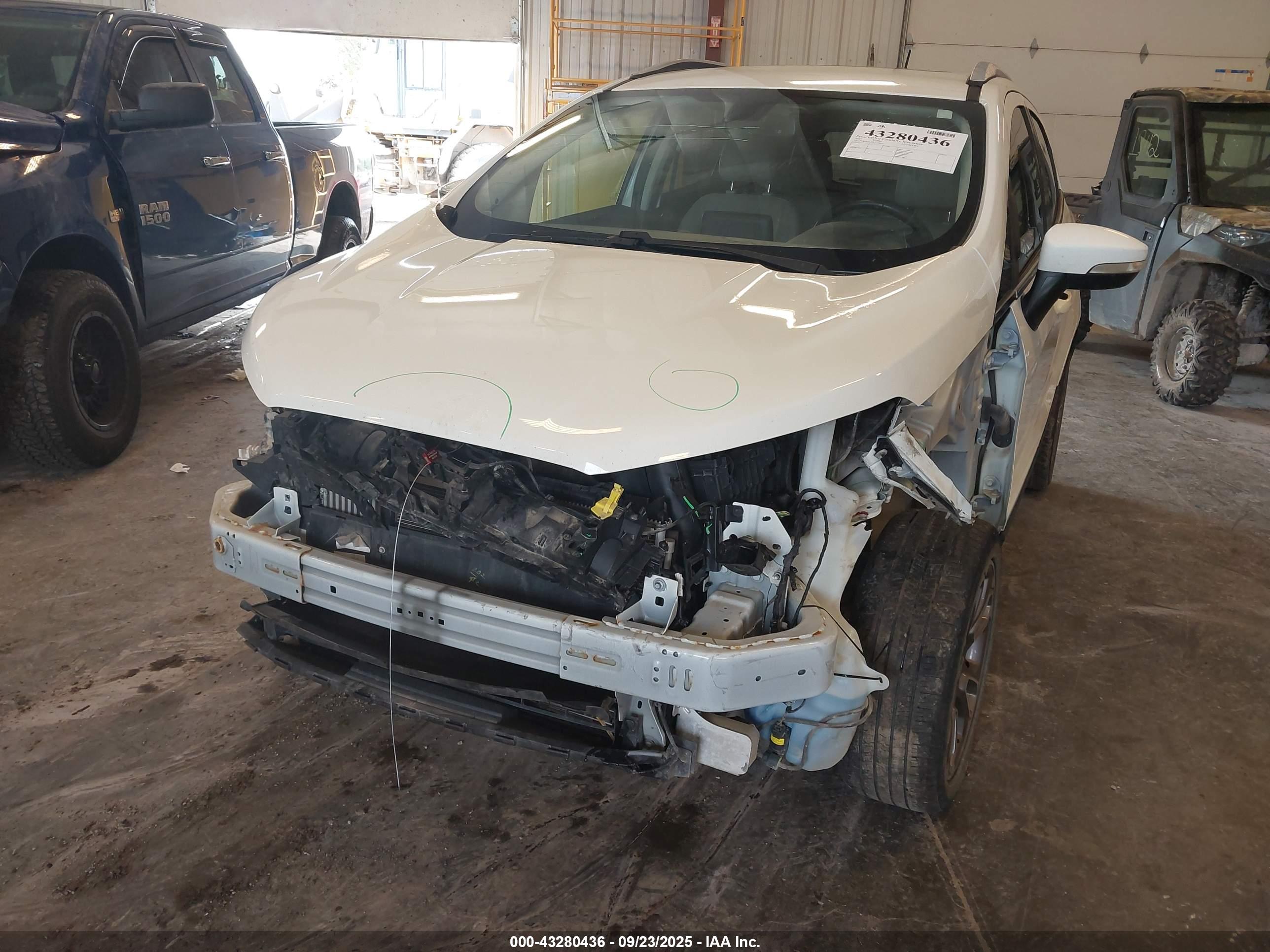 FORD ECOSPORT image 6