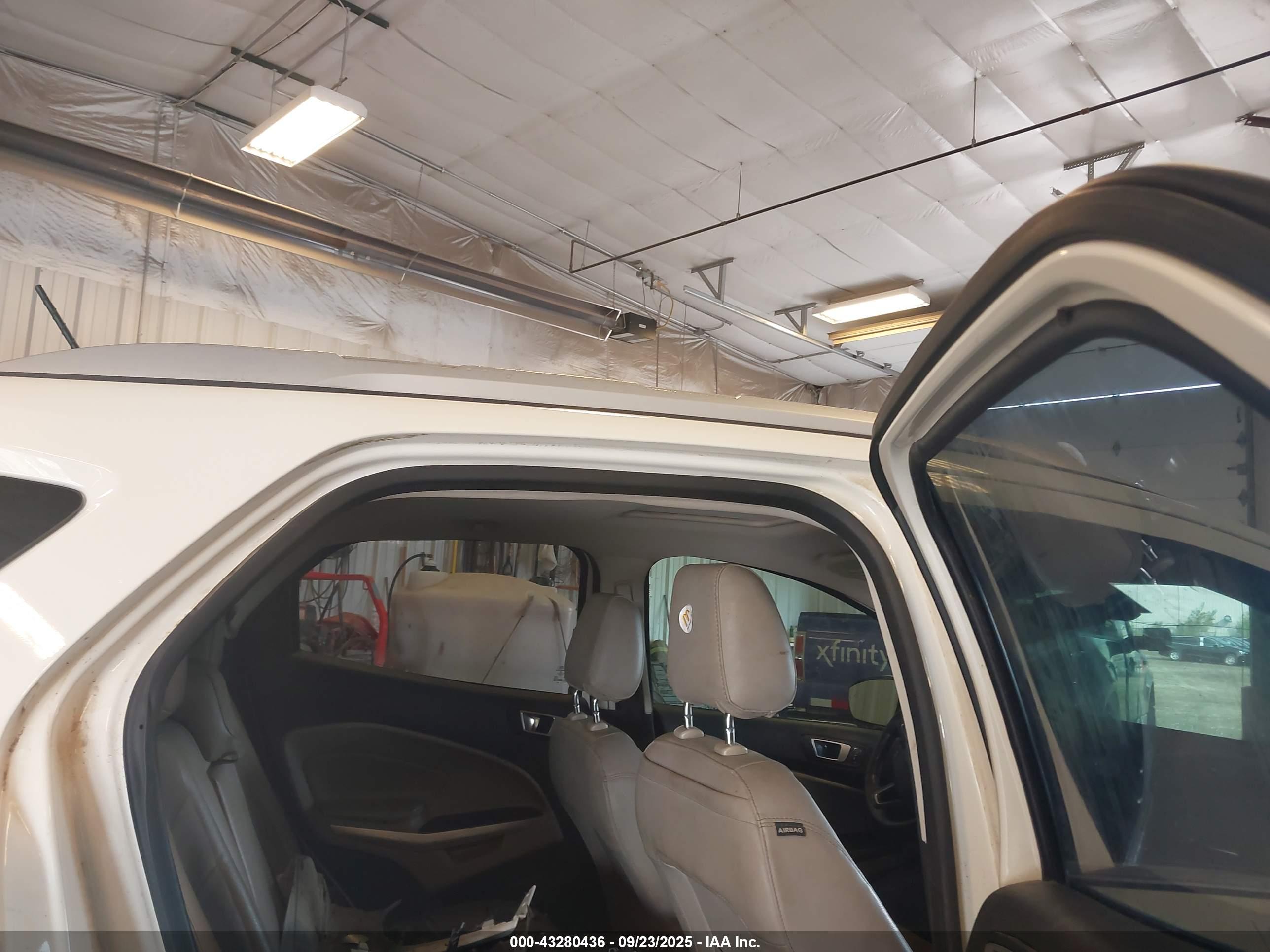 FORD ECOSPORT image 8
