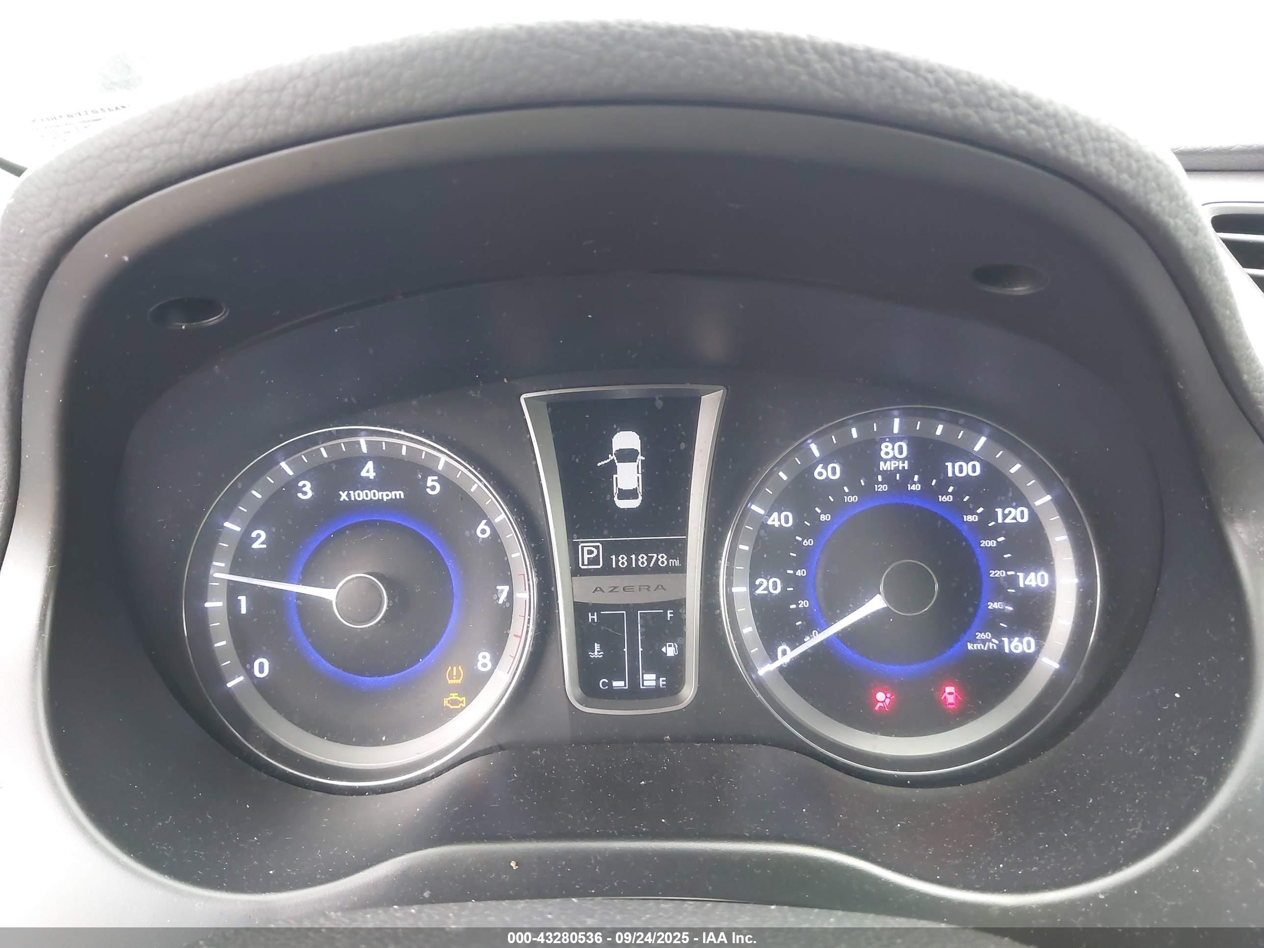 HYUNDAI AZERA image 7