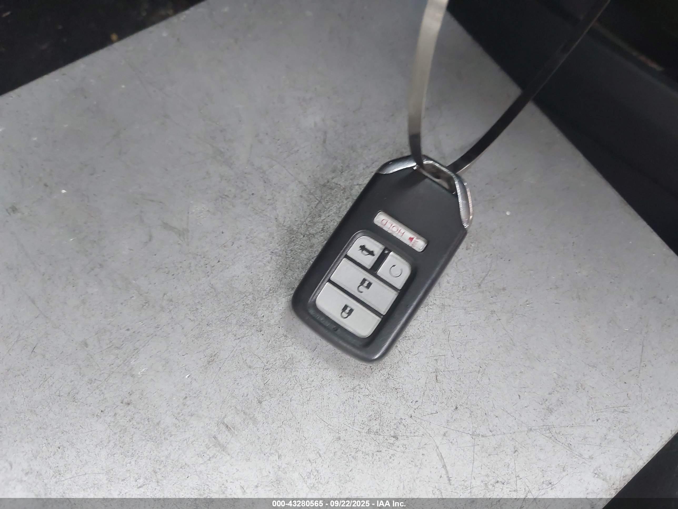 HONDA CIVIC image 11