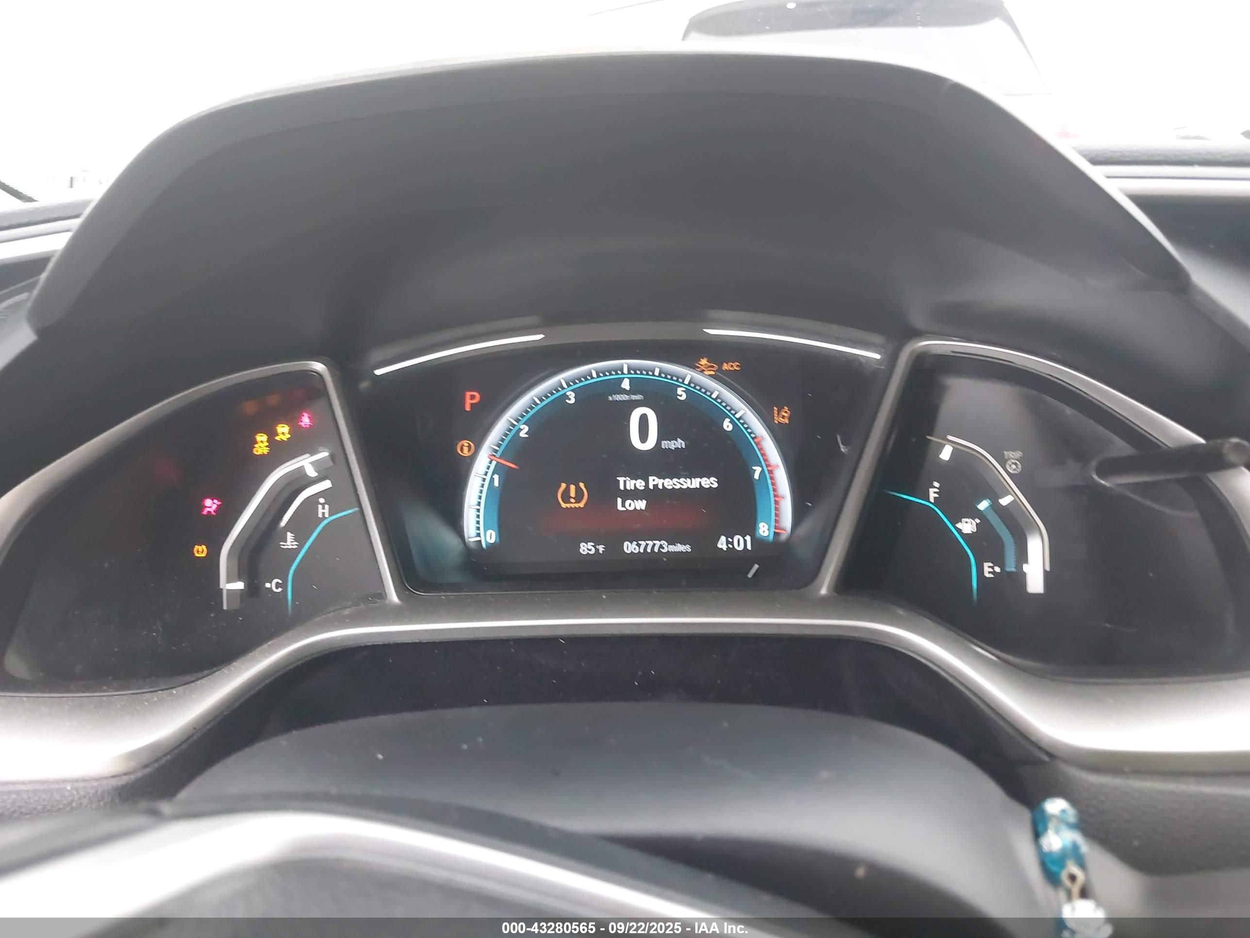HONDA CIVIC image 7