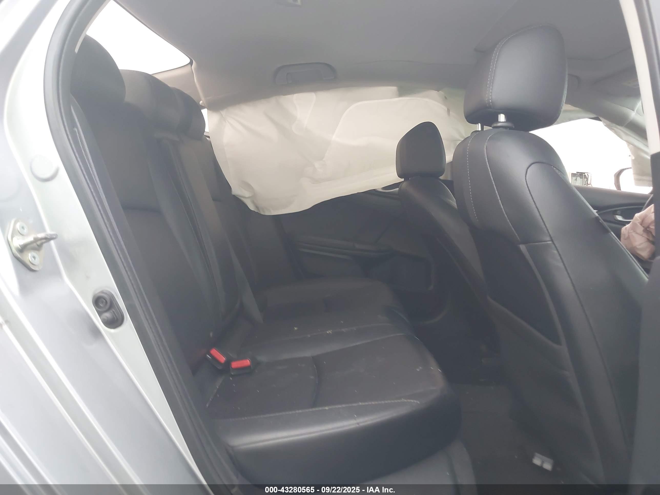 HONDA CIVIC image 8
