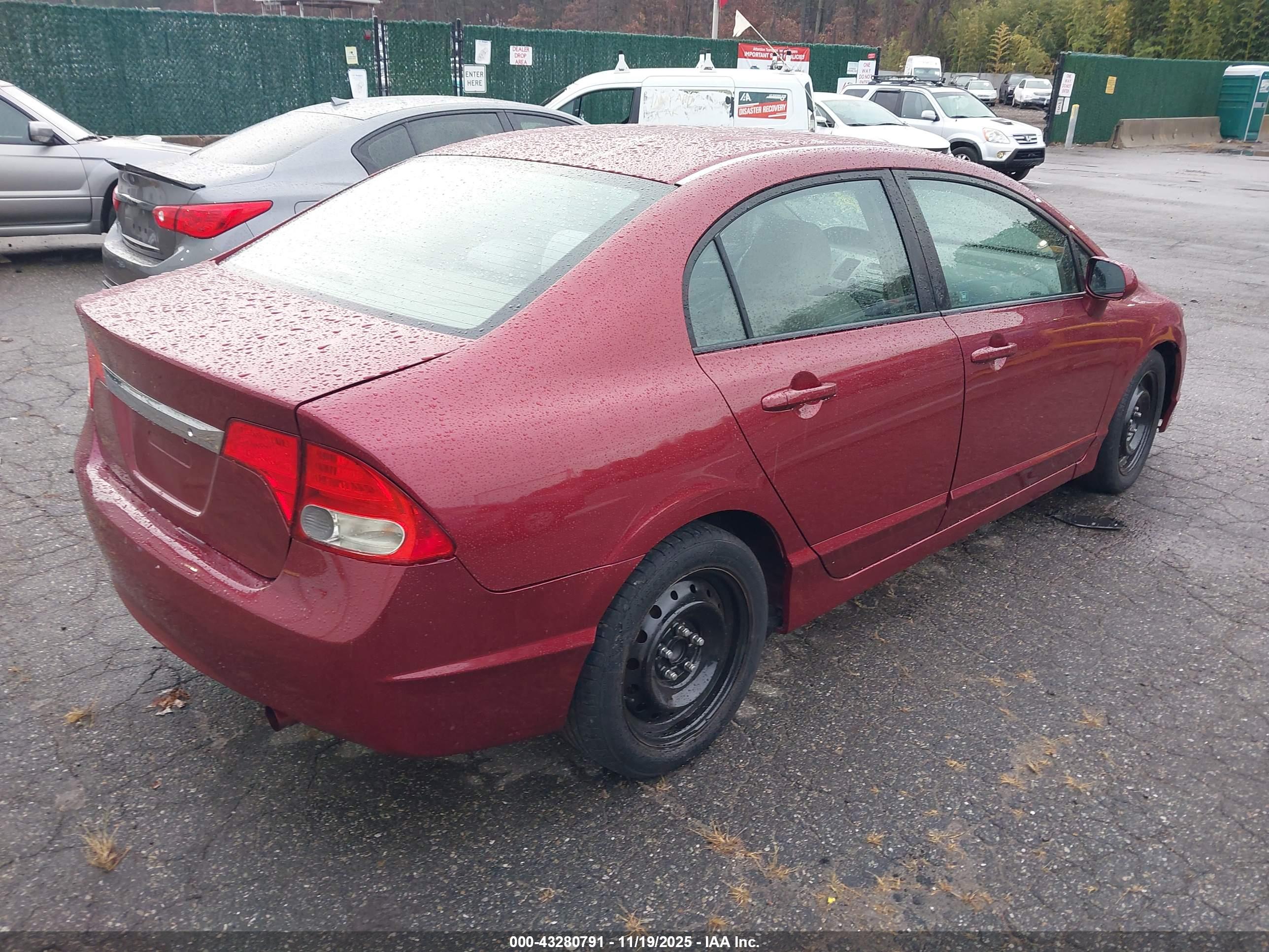 HONDA CIVIC image 4