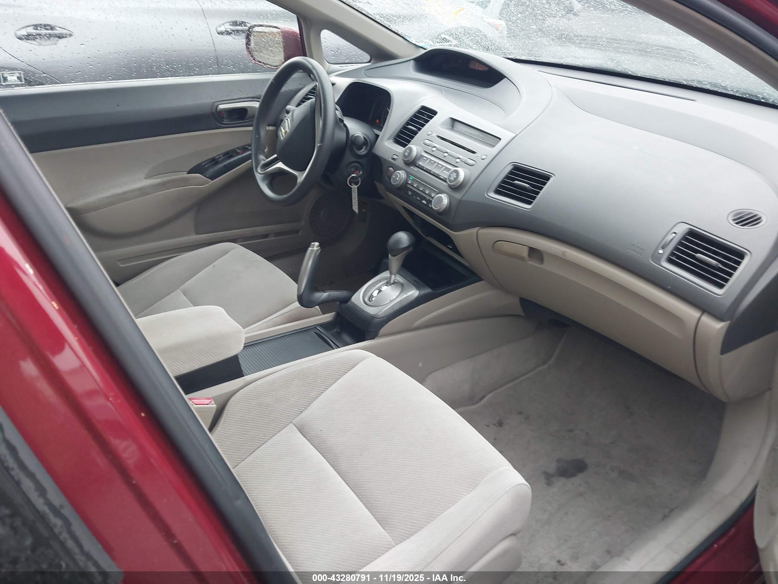 HONDA CIVIC image 5